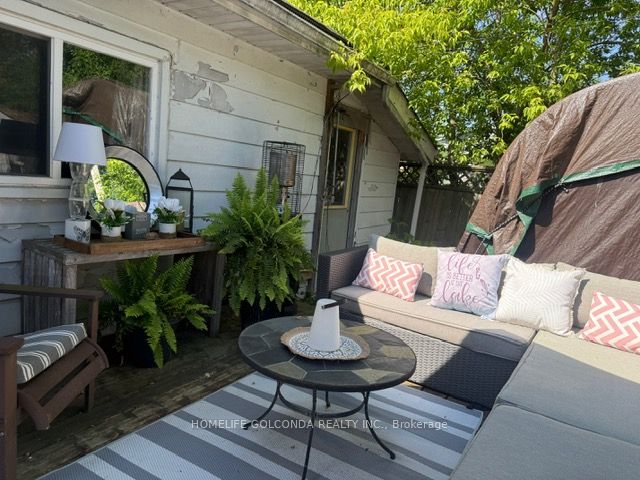 240 Pine Beach Drive Property Photo 17