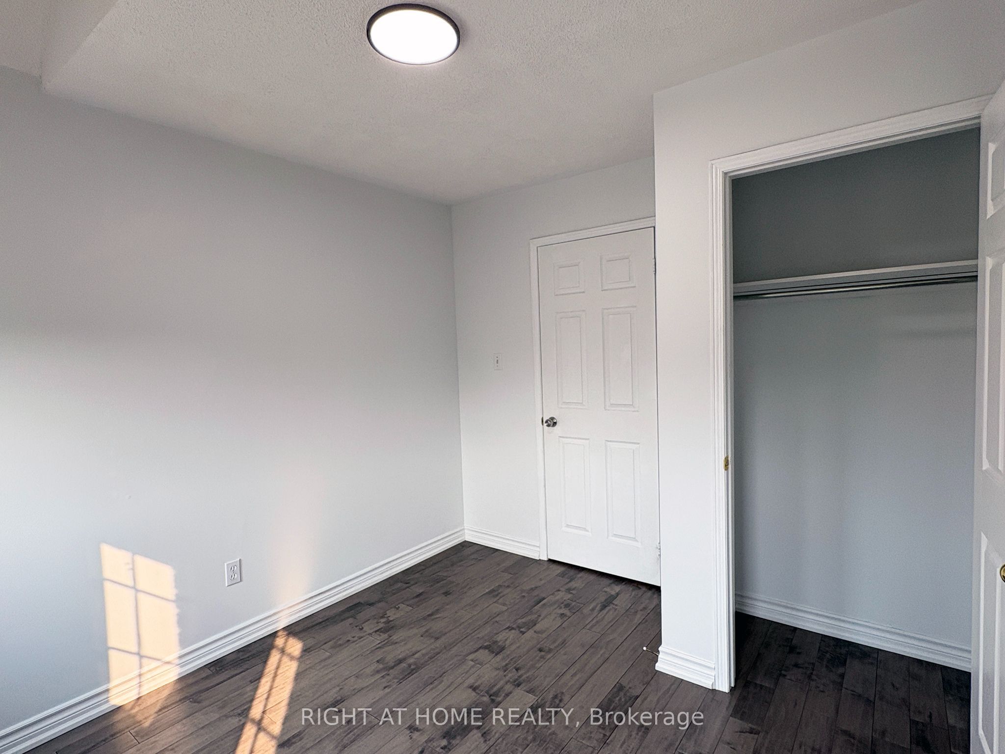 737 Caboto Trail Property Photo 26