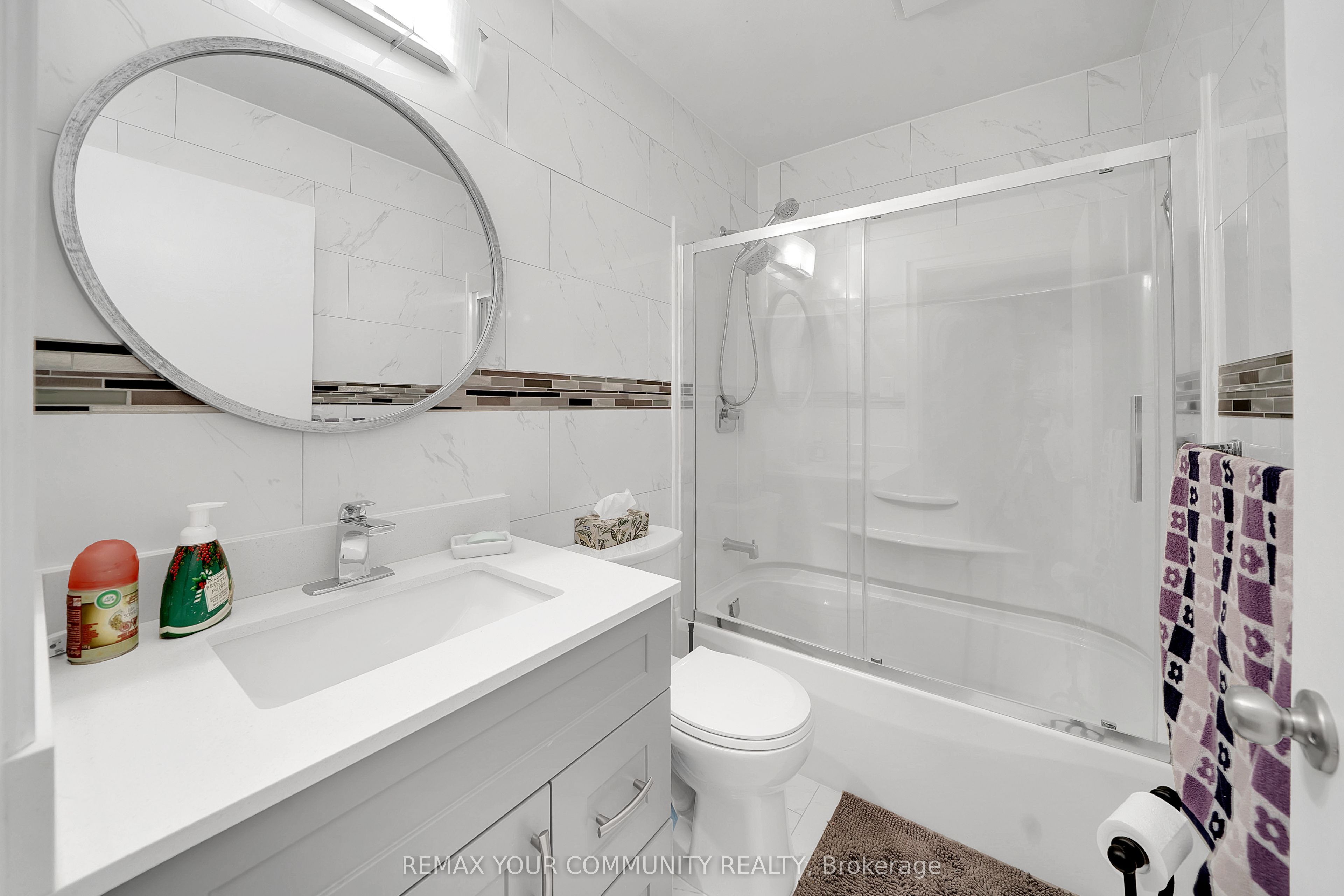 3252 15th Side Road Property Photo 26