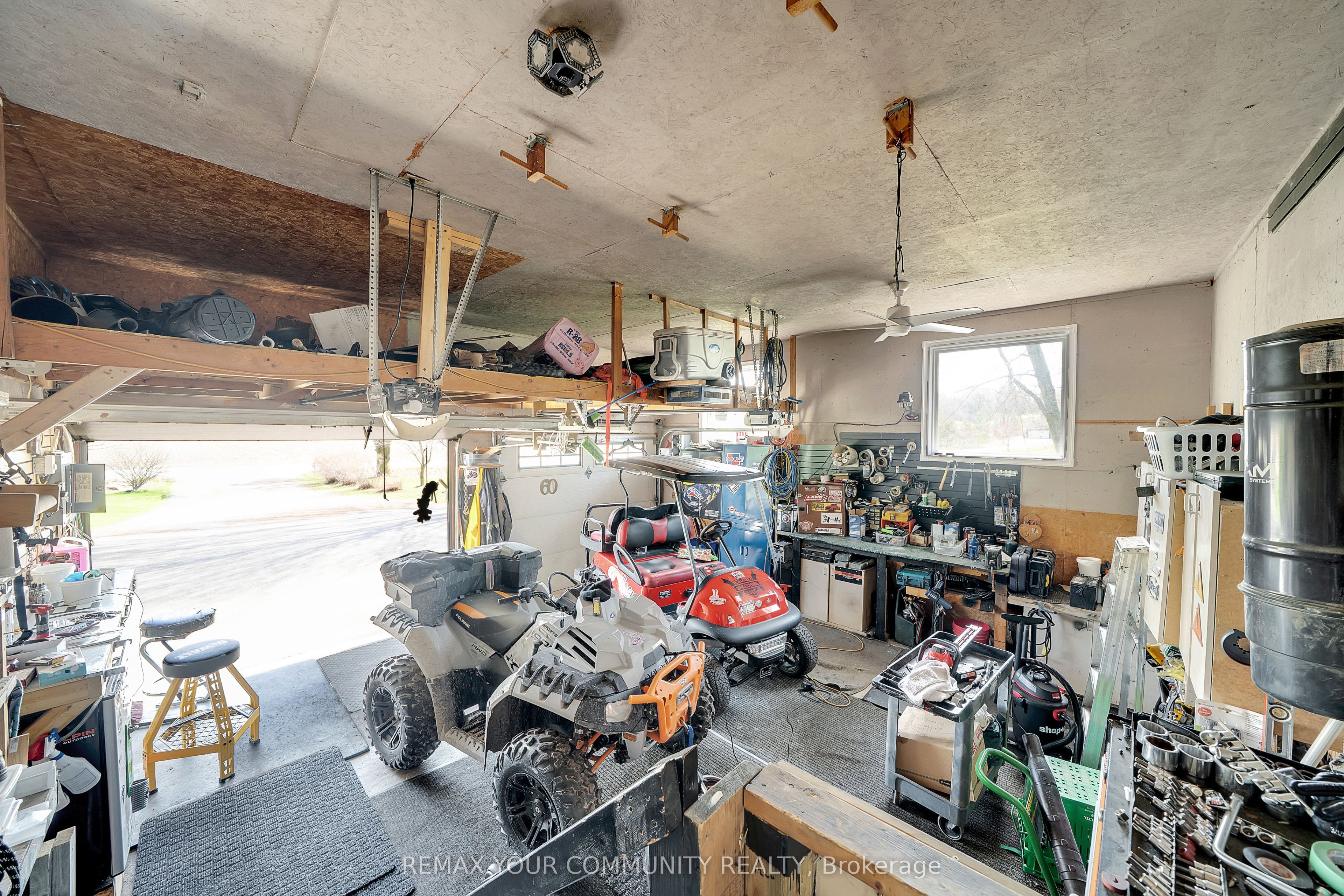3252 15th Side Road Property Photo 30