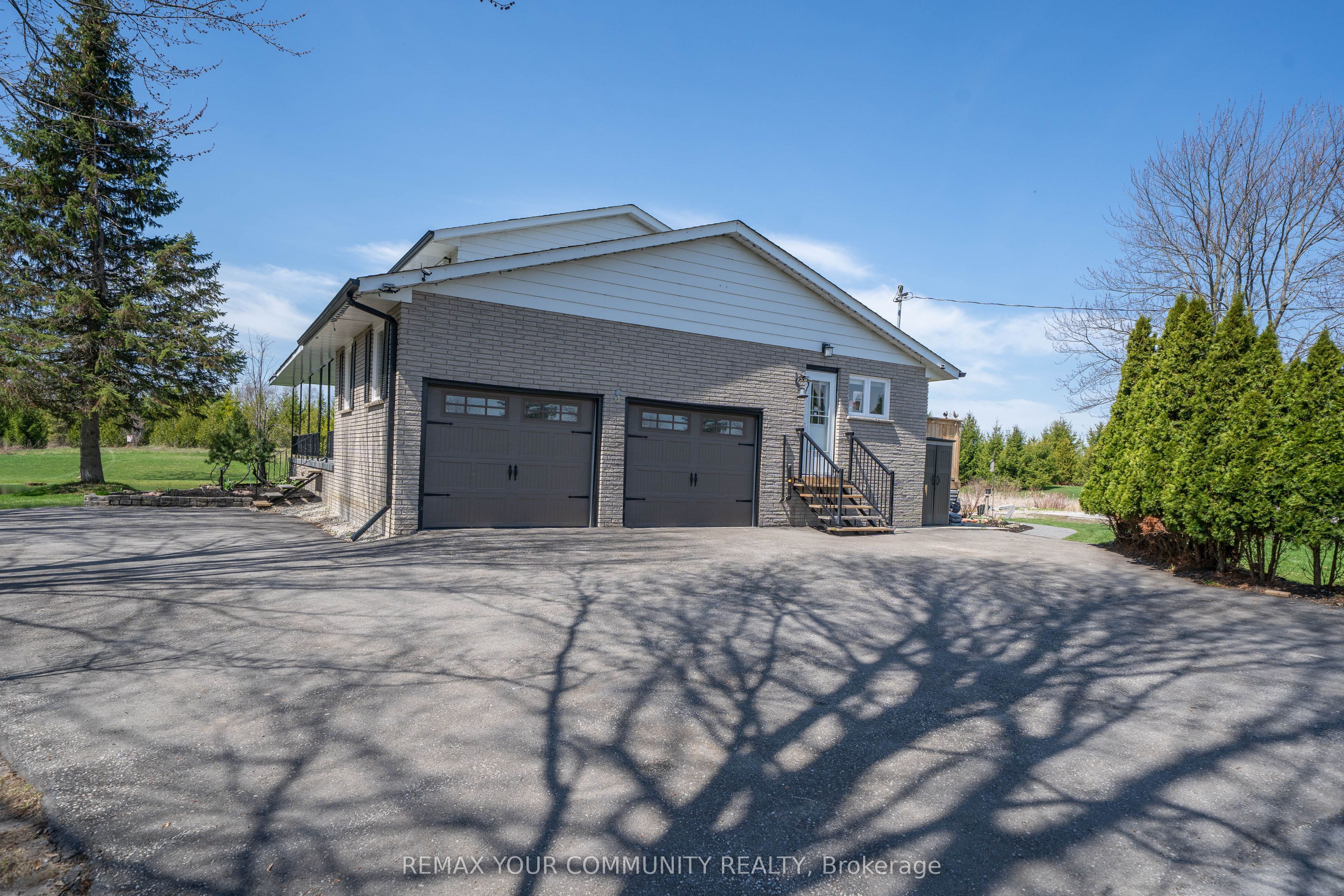 3252 15th Side Road Property Photo 43