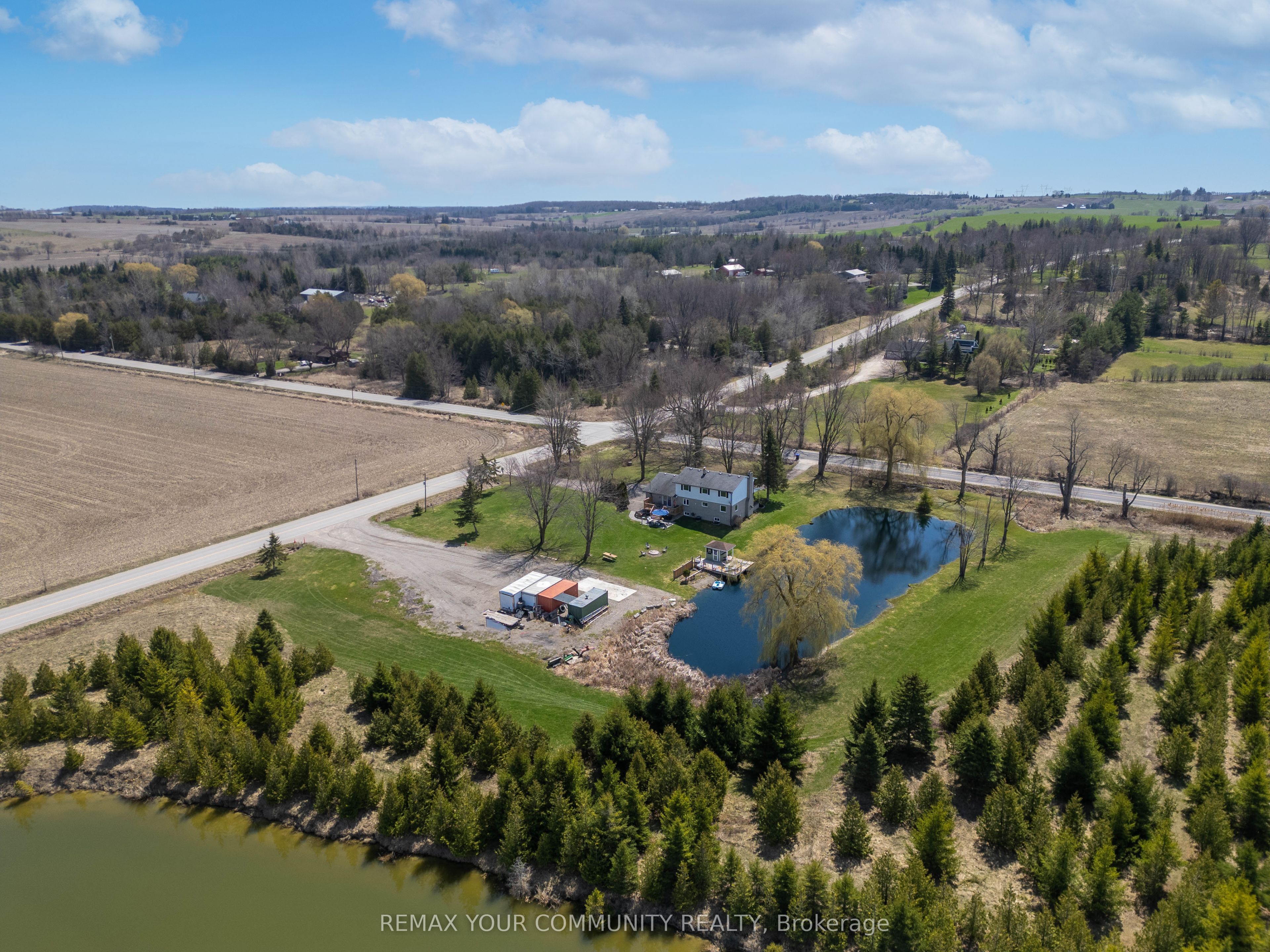 3252 15th Side Road Property Photo 44