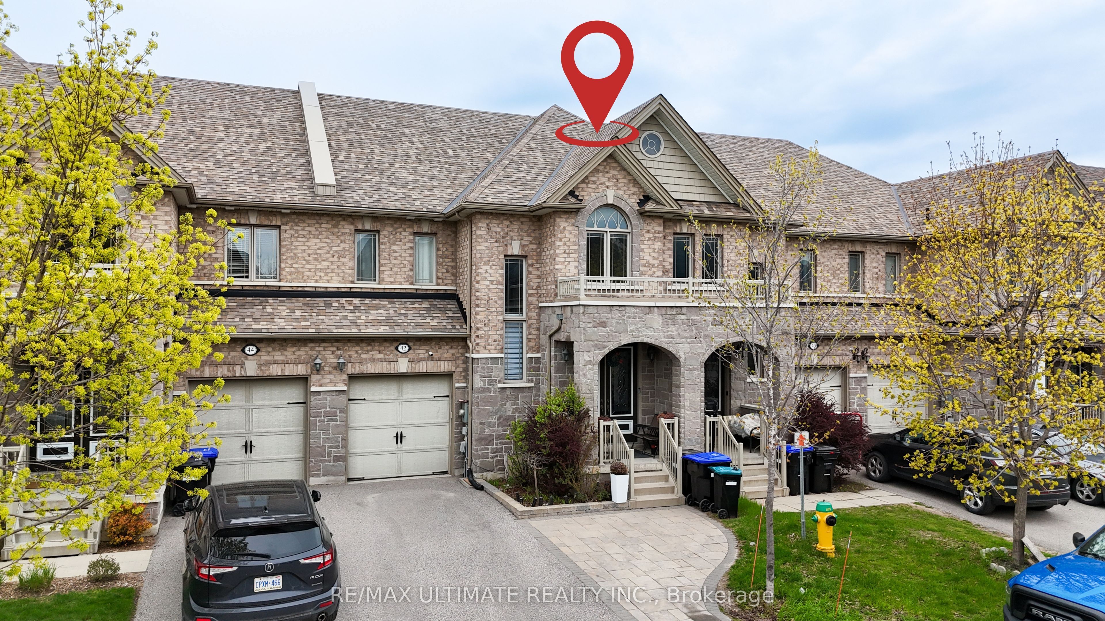 42 Walker Boulevard Property Photo 1