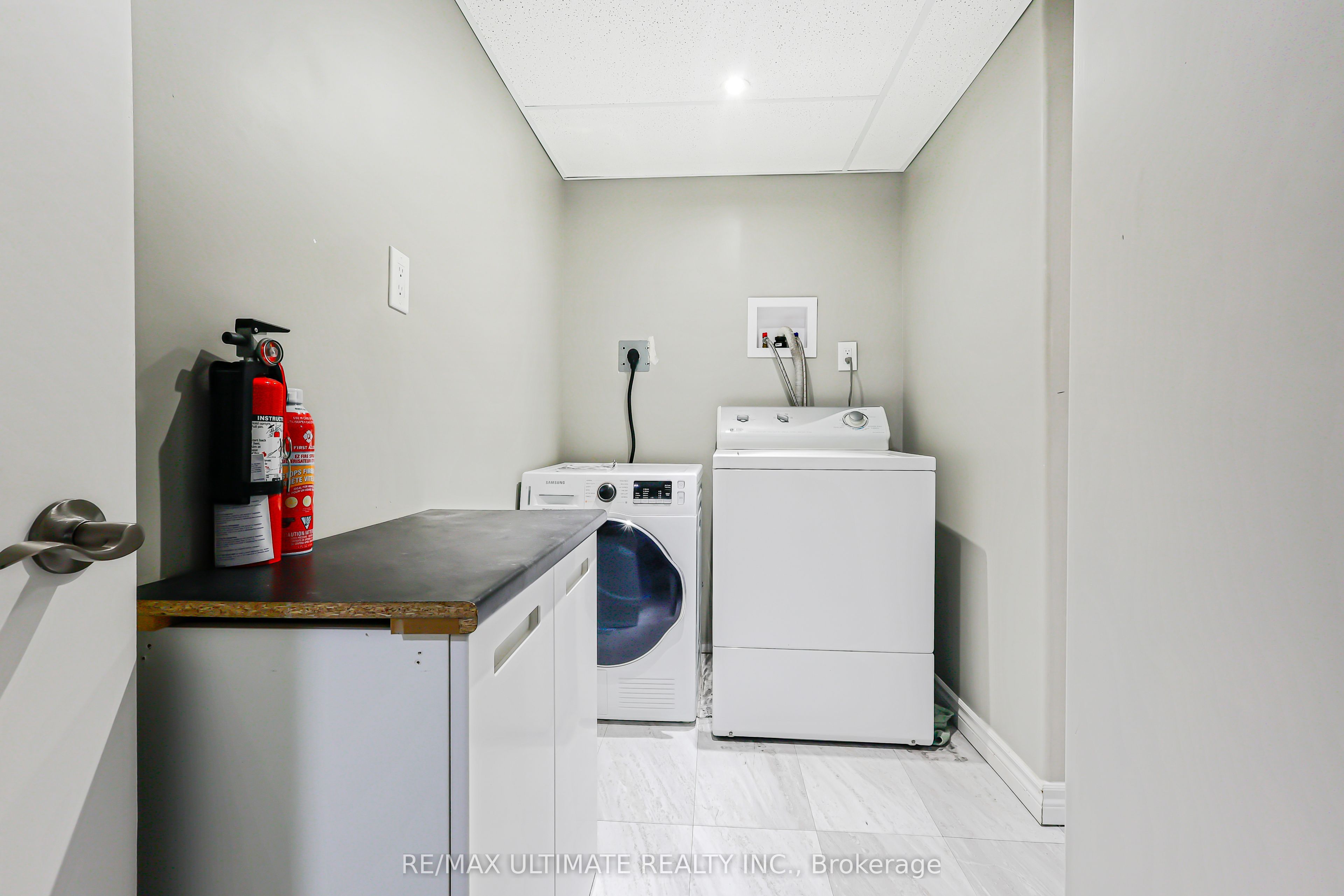 42 Walker Boulevard Property Photo 36