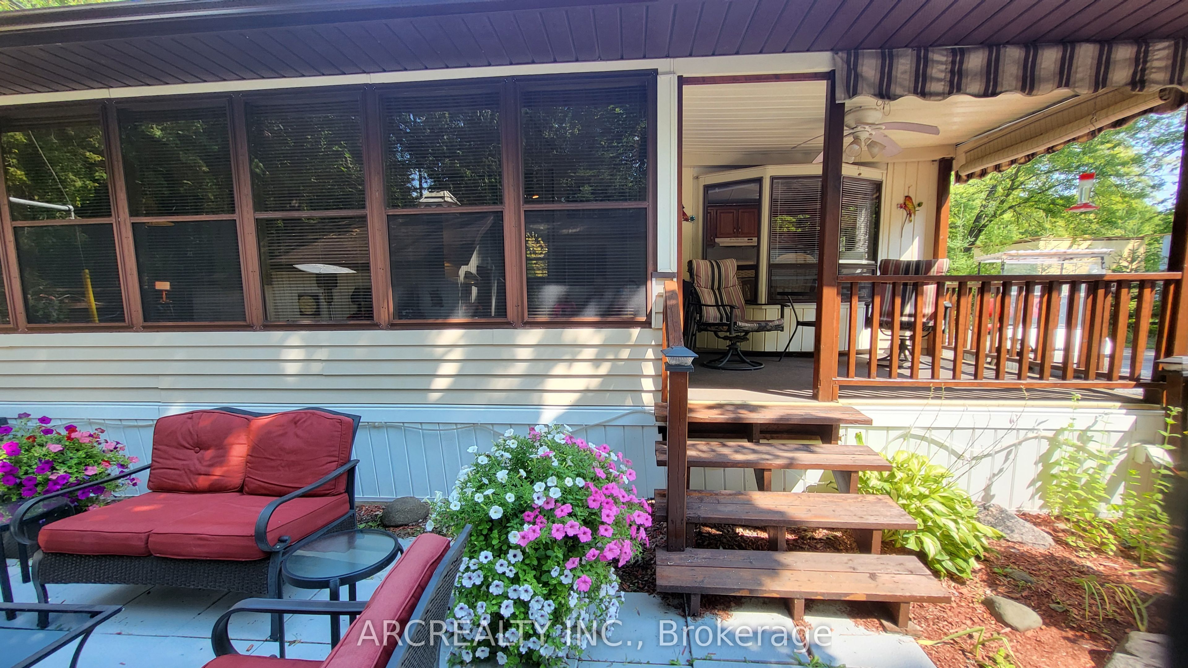 27 Horseshoe Circle Property Photo 7