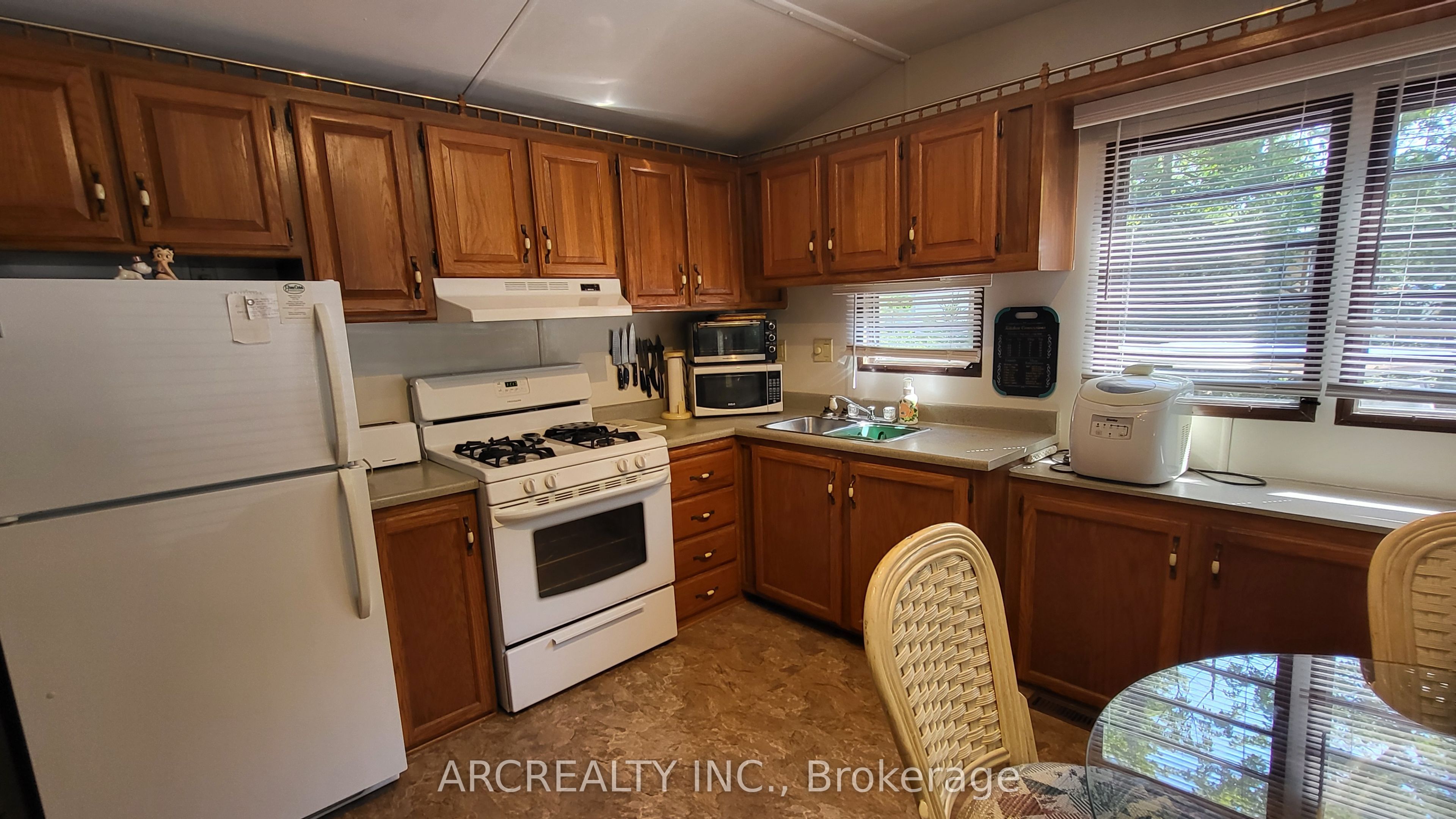 27 Horseshoe Circle Property Photo 10