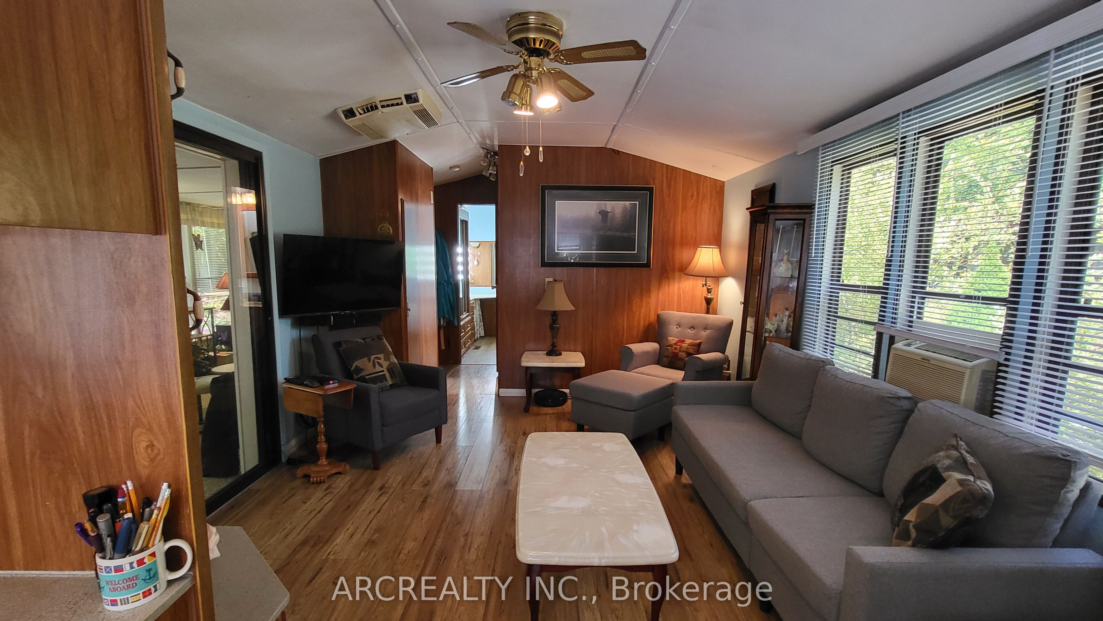 27 Horseshoe Circle Property Photo 14