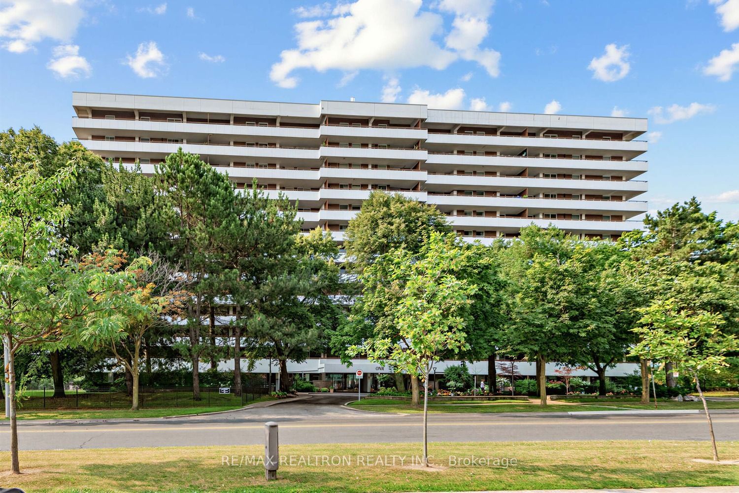 1 Royal Orchard Boulevard 211 Property Photo 1
