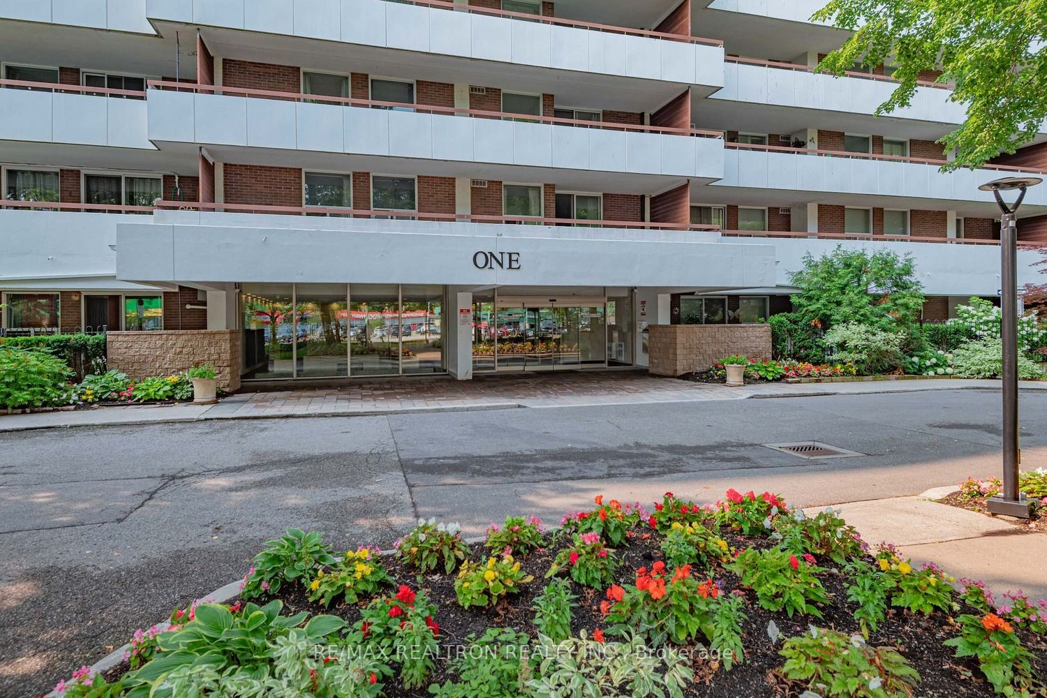 1 Royal Orchard Boulevard 211 Property Photo 2