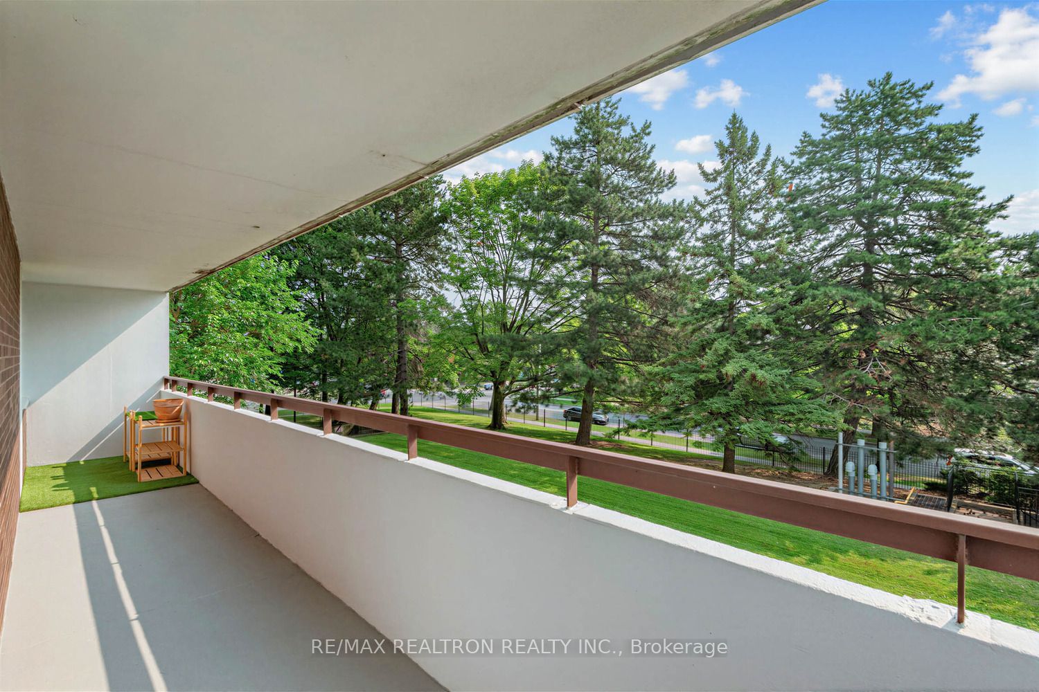 1 Royal Orchard Boulevard 211 Property Photo 20