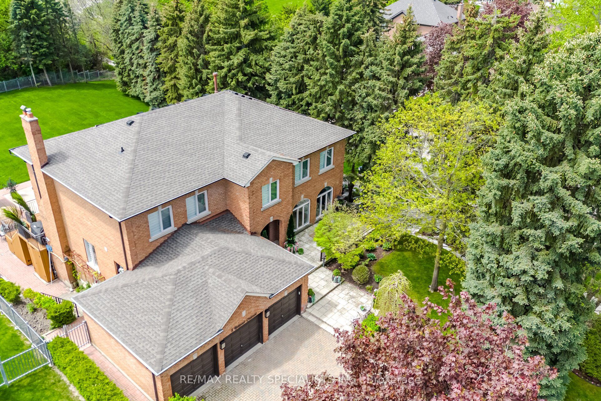 5 Rossmull Crescent