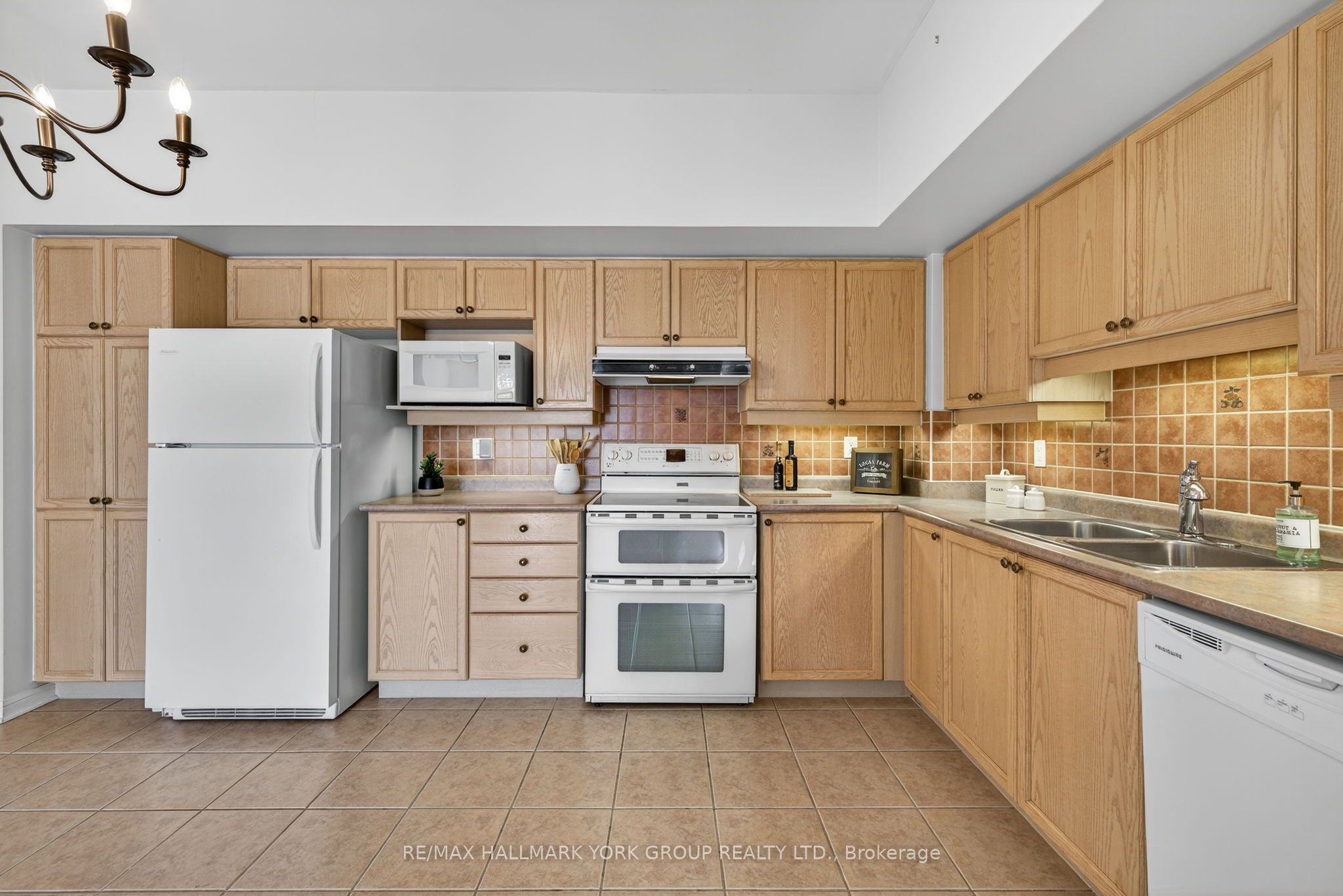 2500 Rutherford Road 509 Property Photo 13