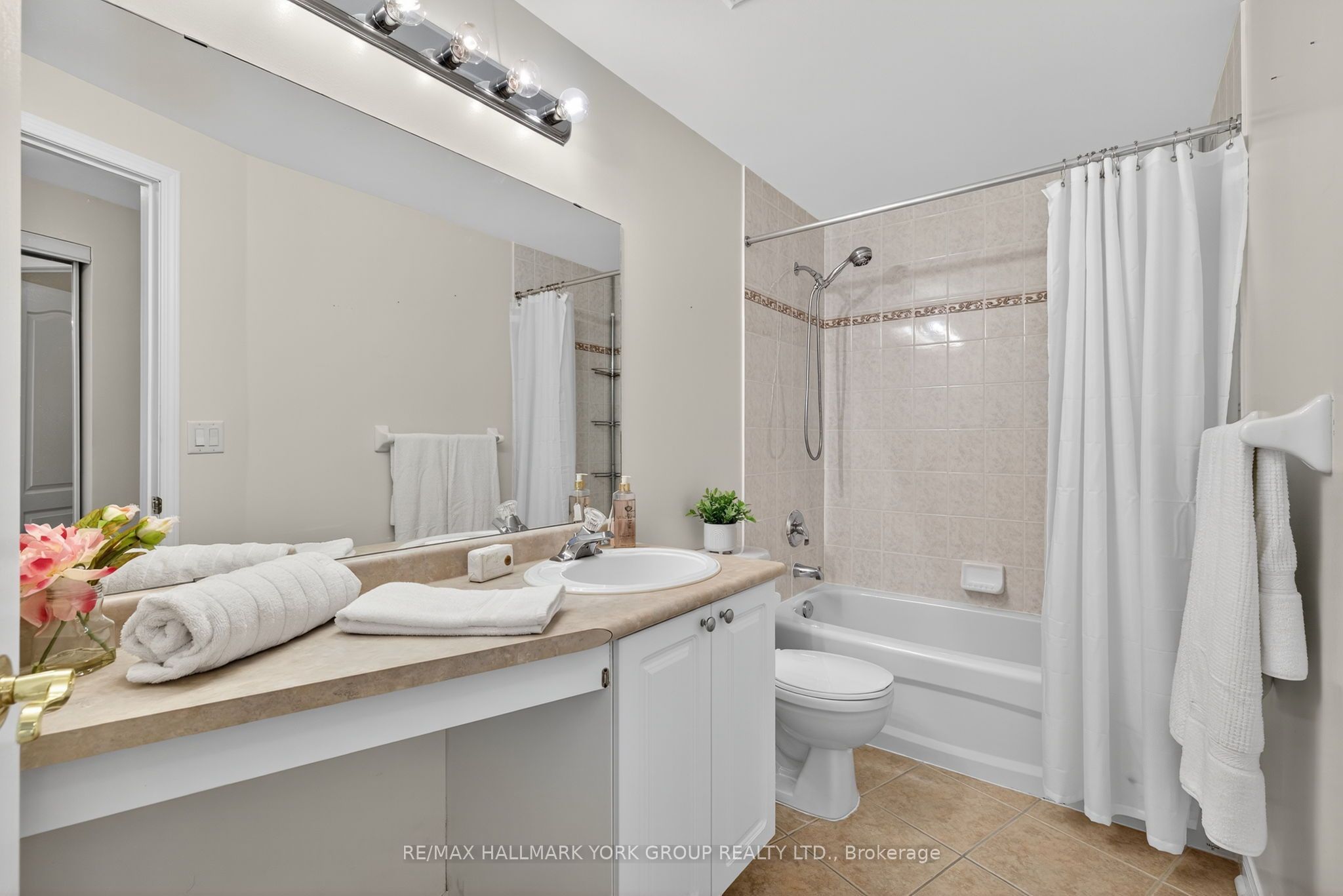 2500 Rutherford Road 509 Property Photo 20