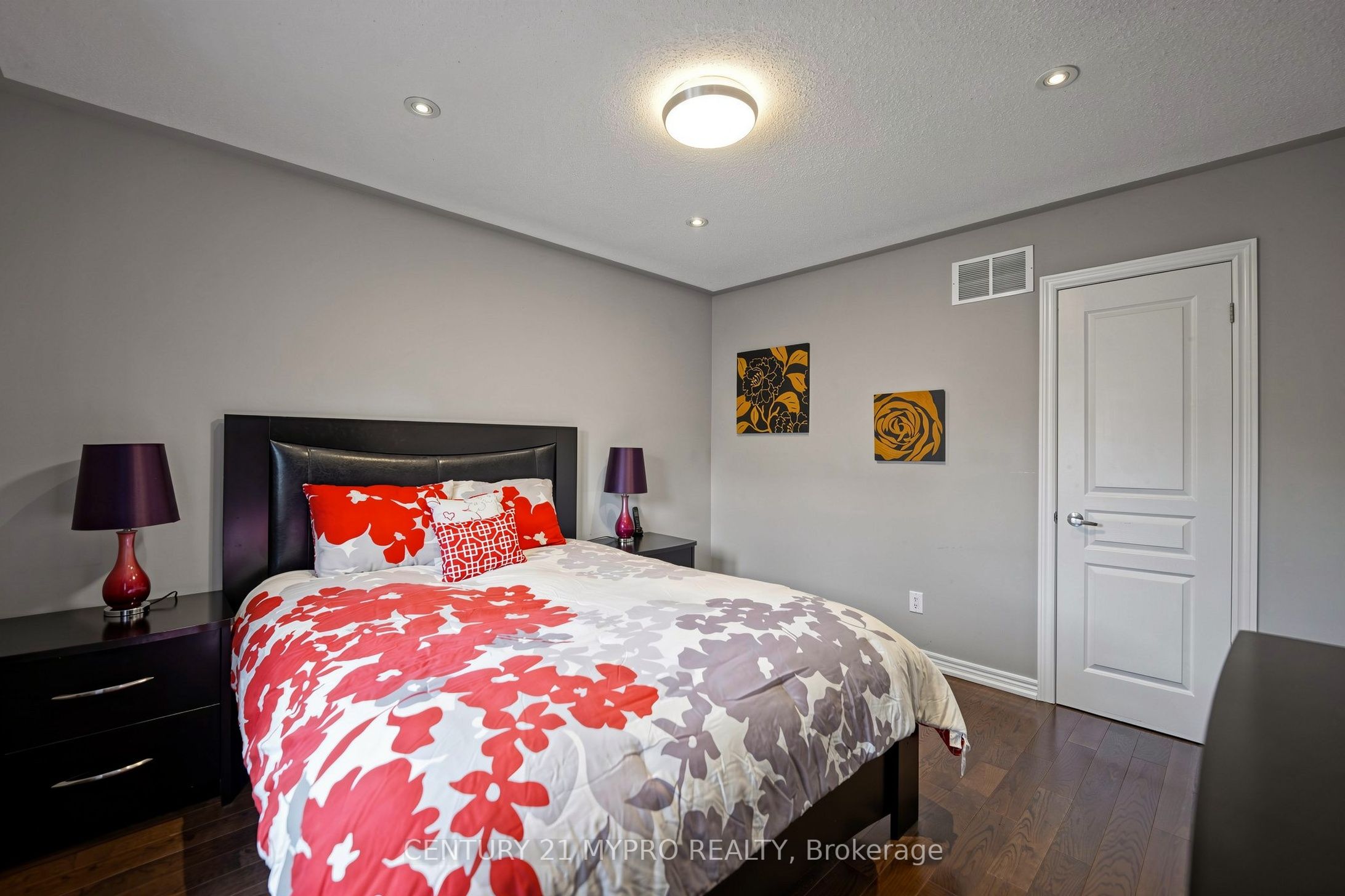 225 Silver Maple Road Property Photo 28