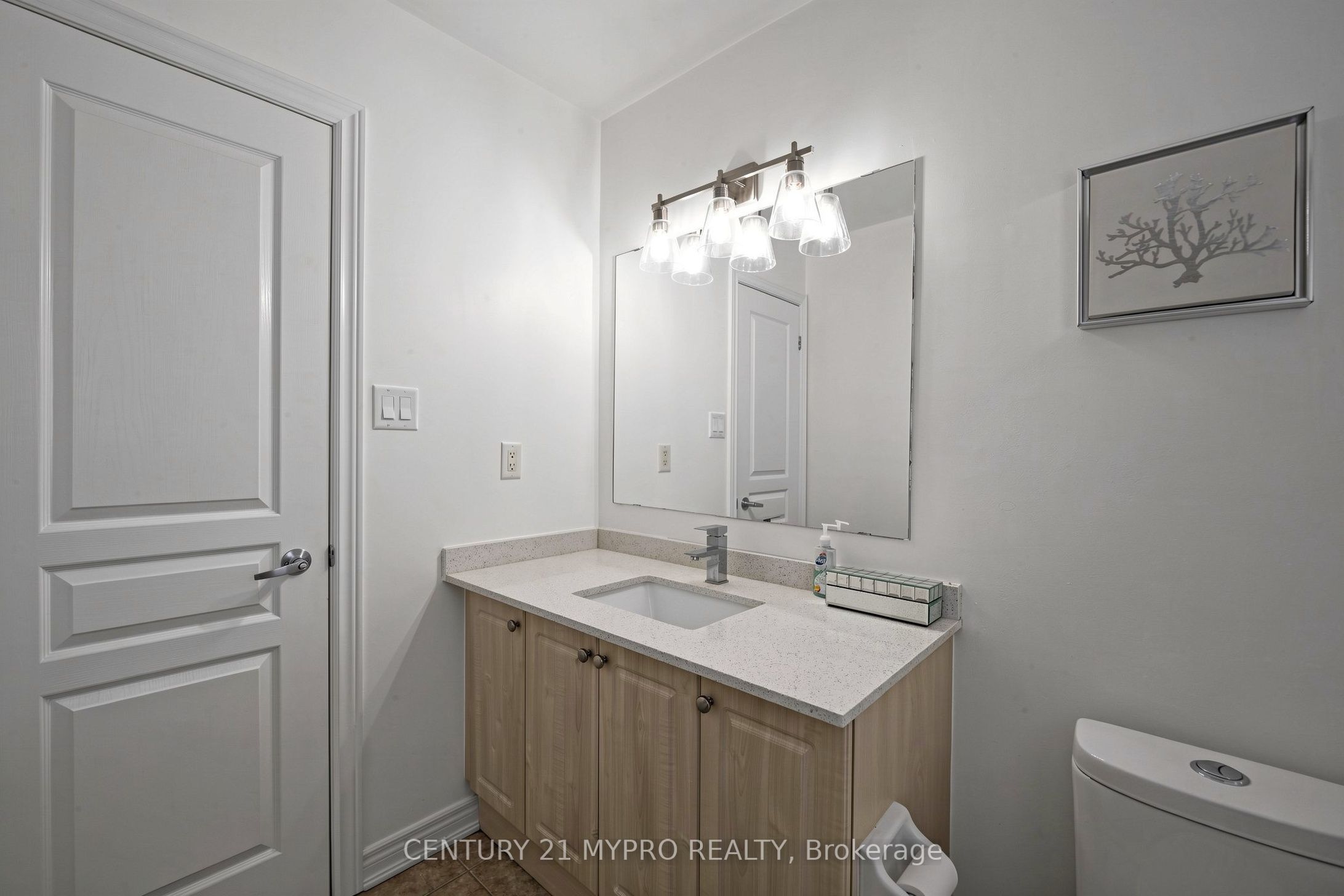 225 Silver Maple Road Property Photo 30