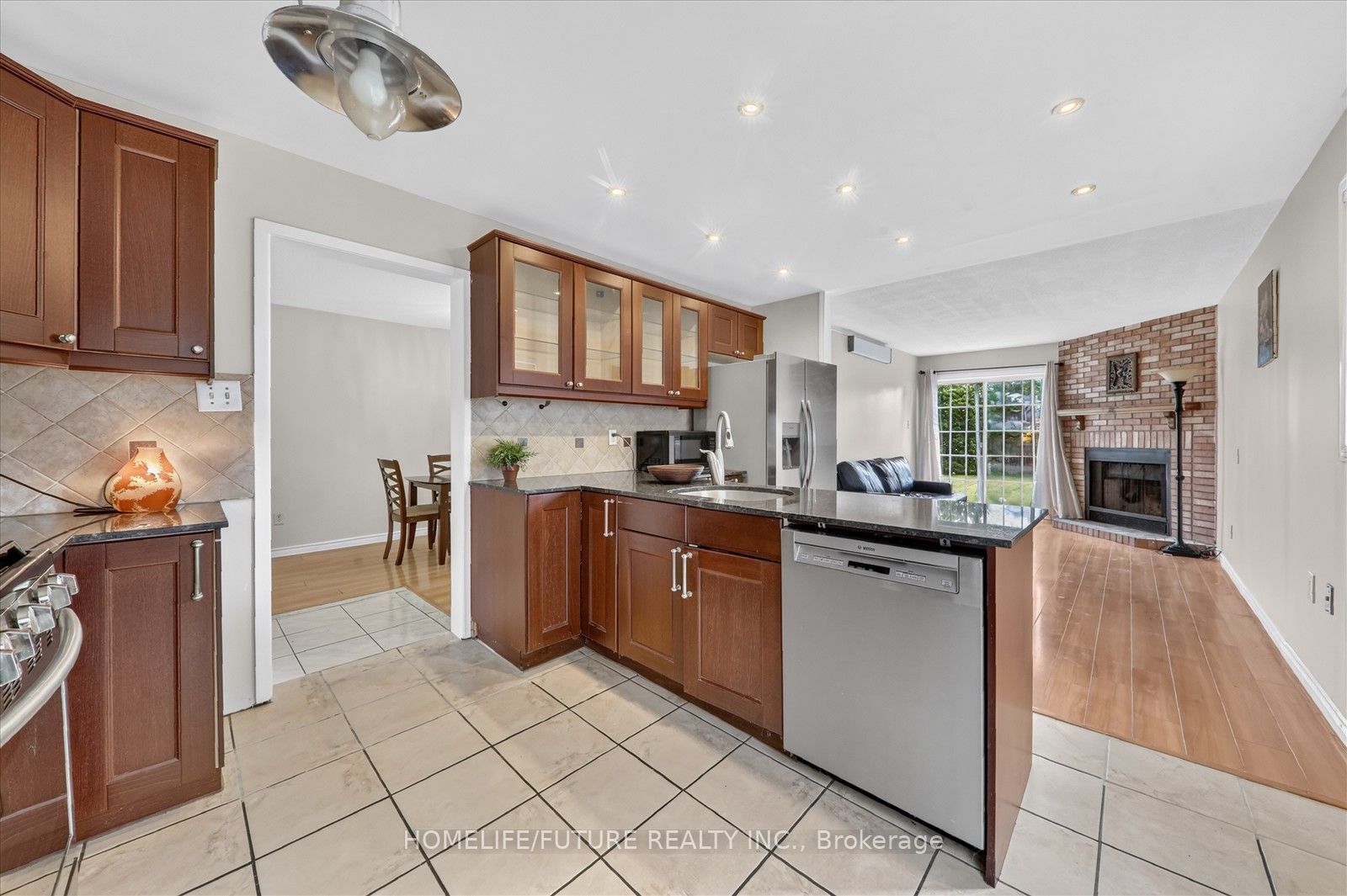 63 Chloe Crescent Property Photo 14