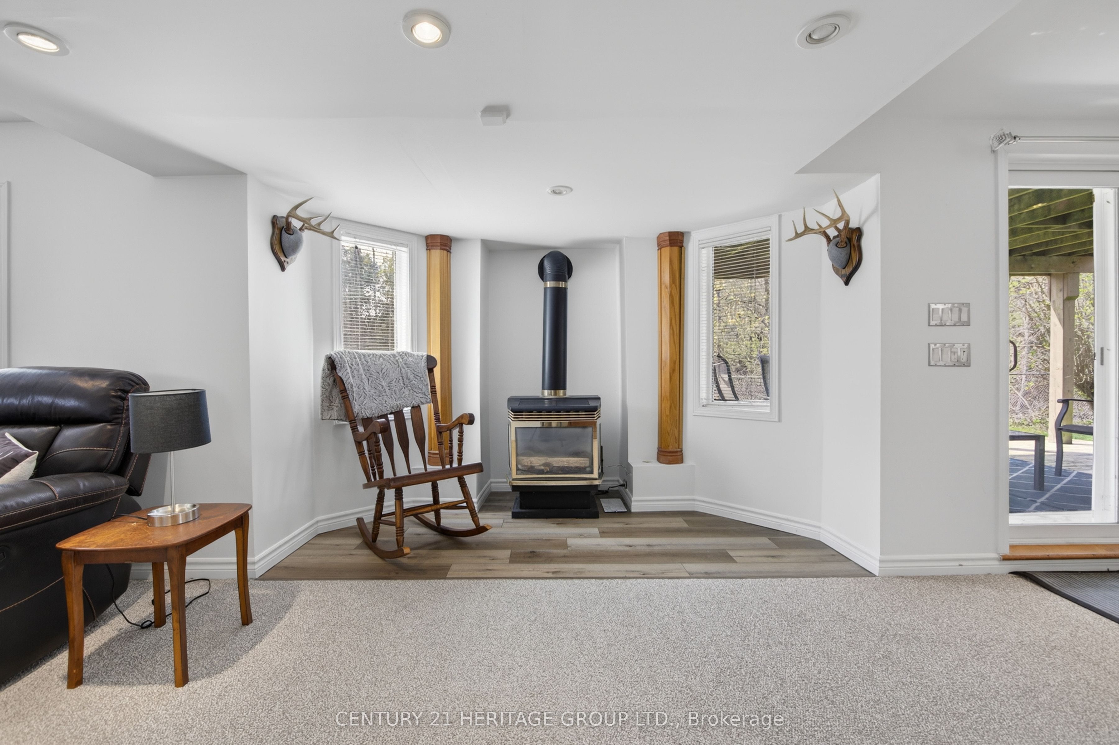 1858 Emerald Court Property Photo 37