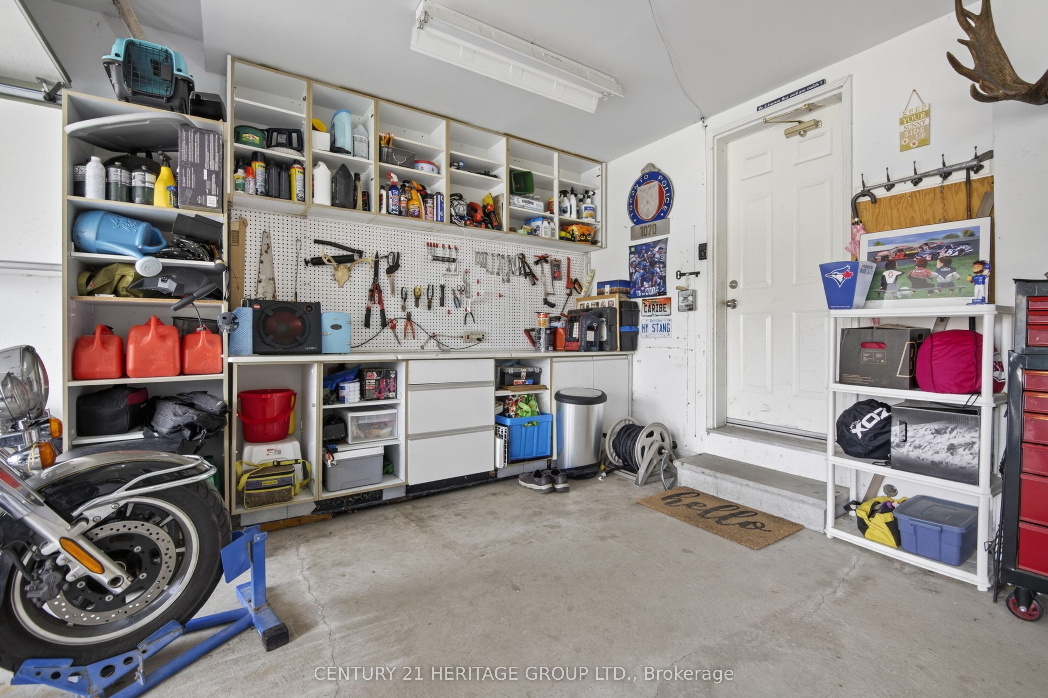 1858 Emerald Court Property Photo 43