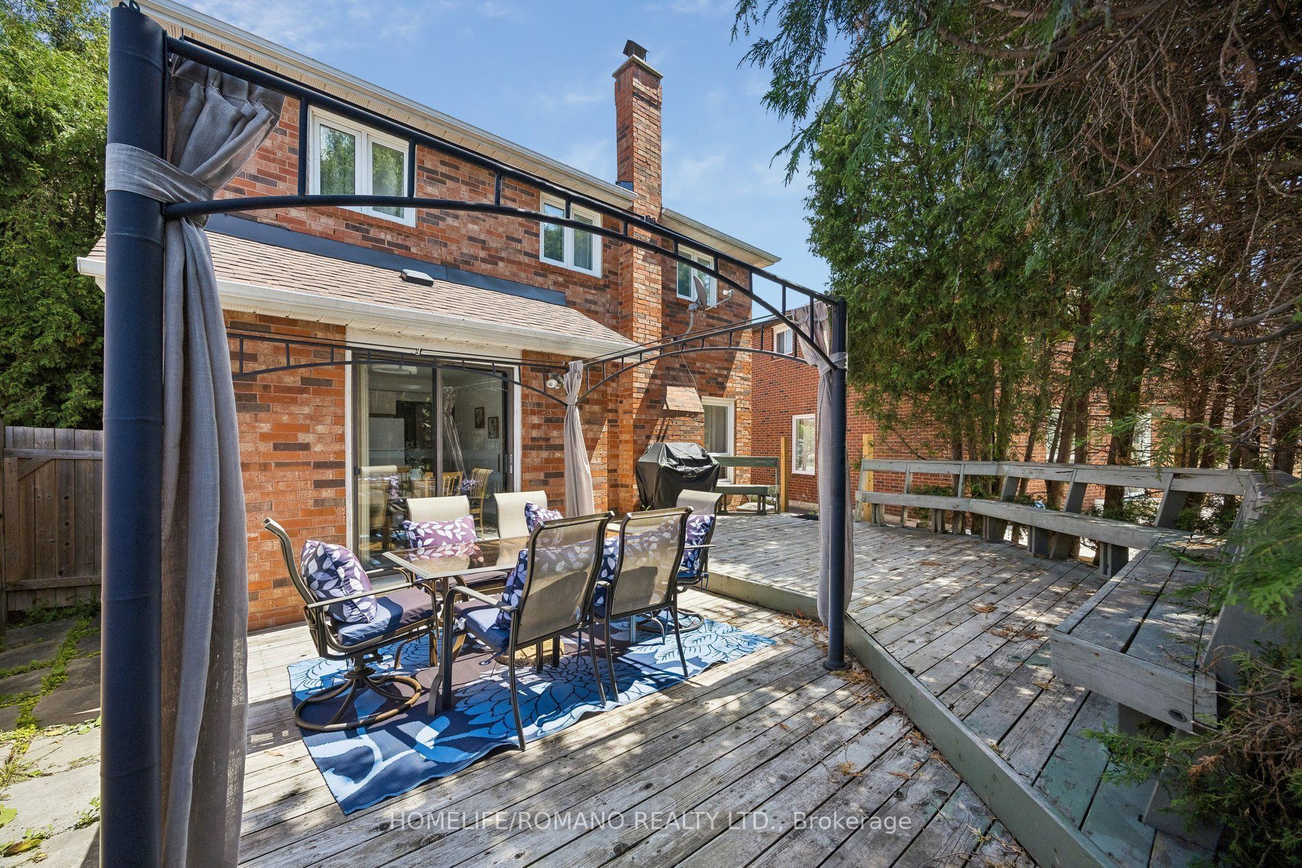 54 Links Road Property Photo 32