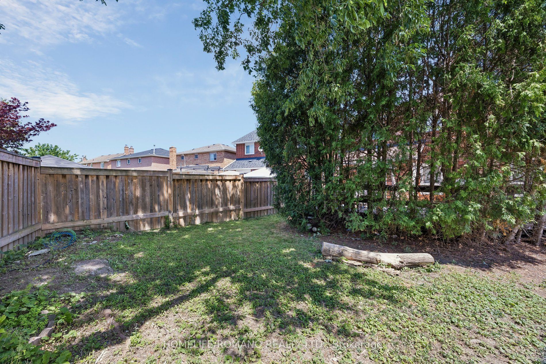 54 Links Road Property Photo 35
