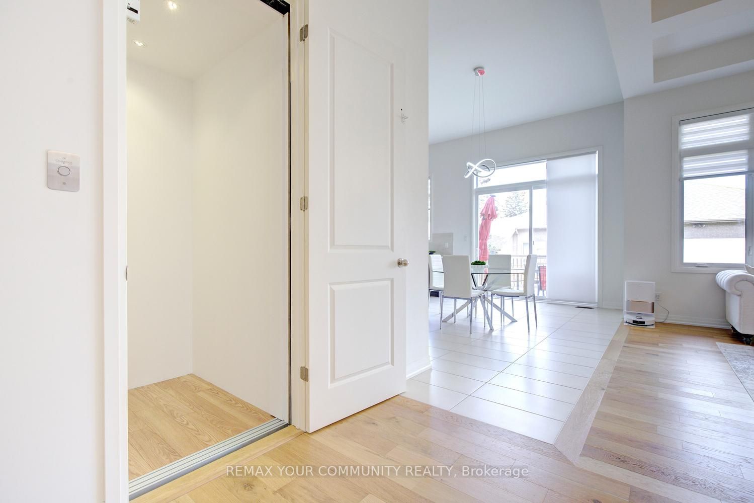 96 Bond Crescent Property Photo 3
