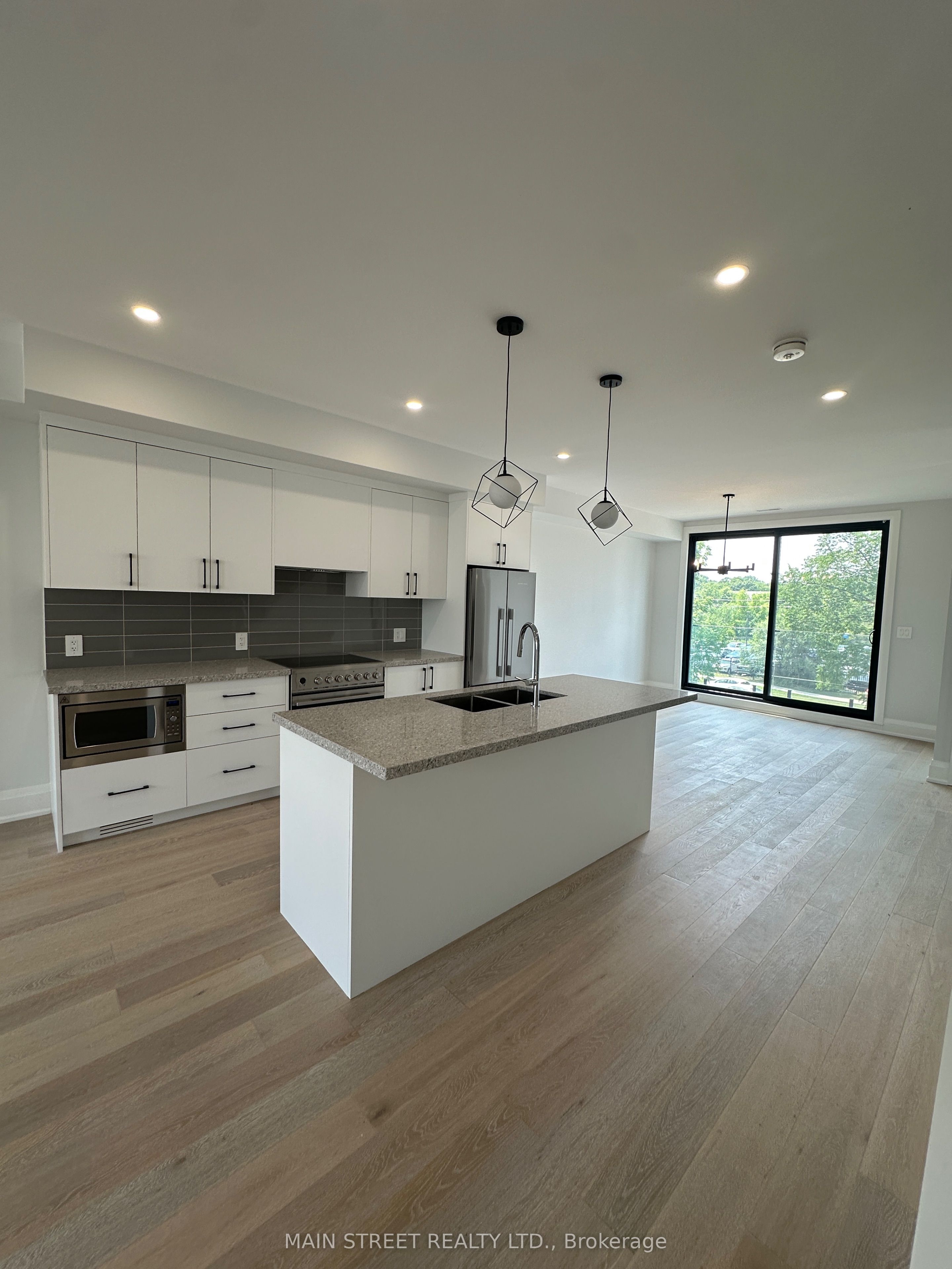 59 Charles Street 11 Property Photo 6