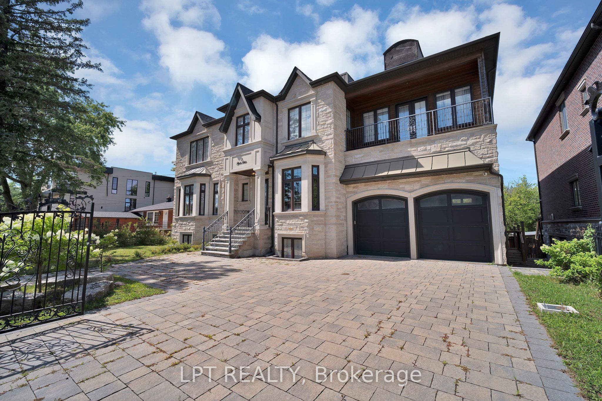 2 Poplar Drive Property Photo 2