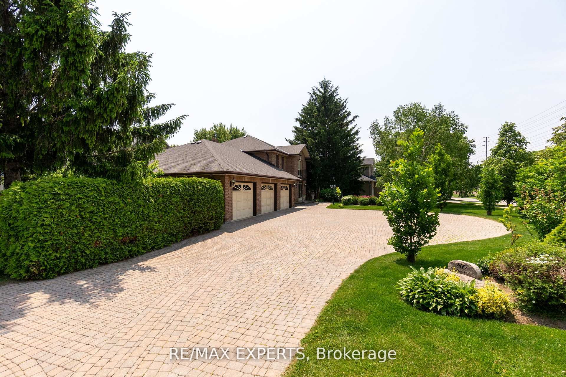 80 Colucci Drive Property Photo 1