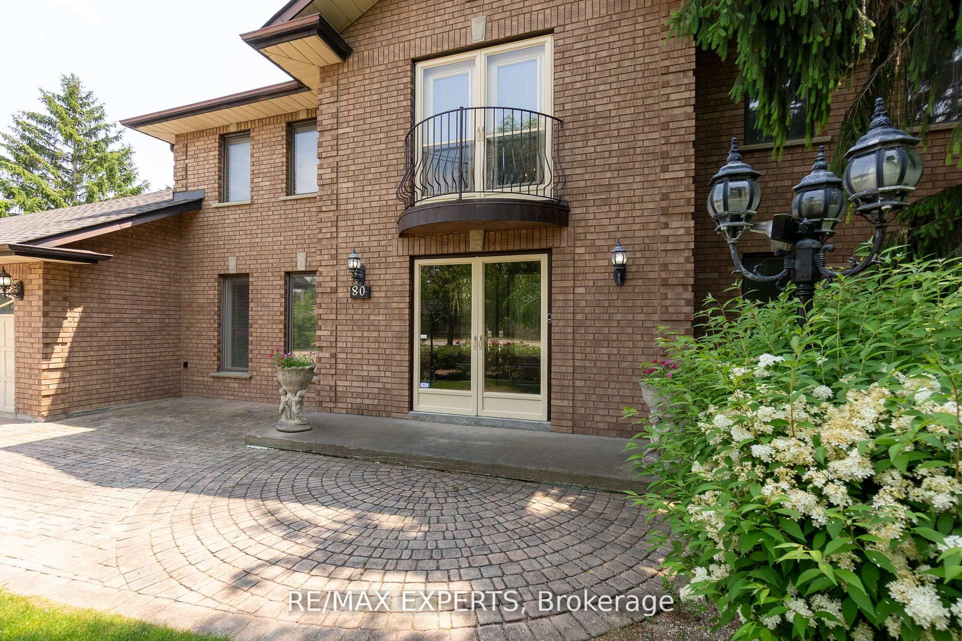 80 Colucci Drive Property Photo 6