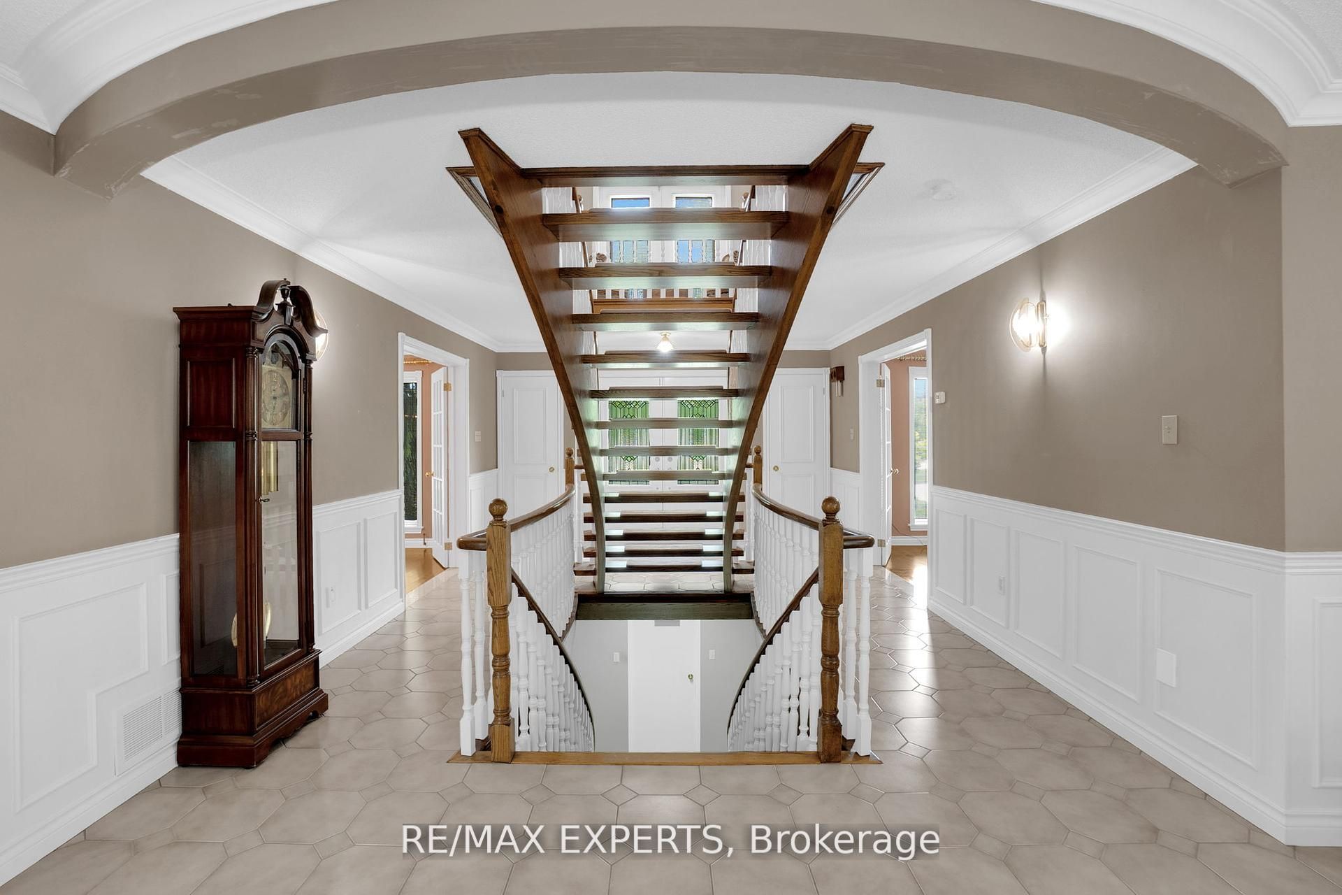 80 Colucci Drive Property Photo 8
