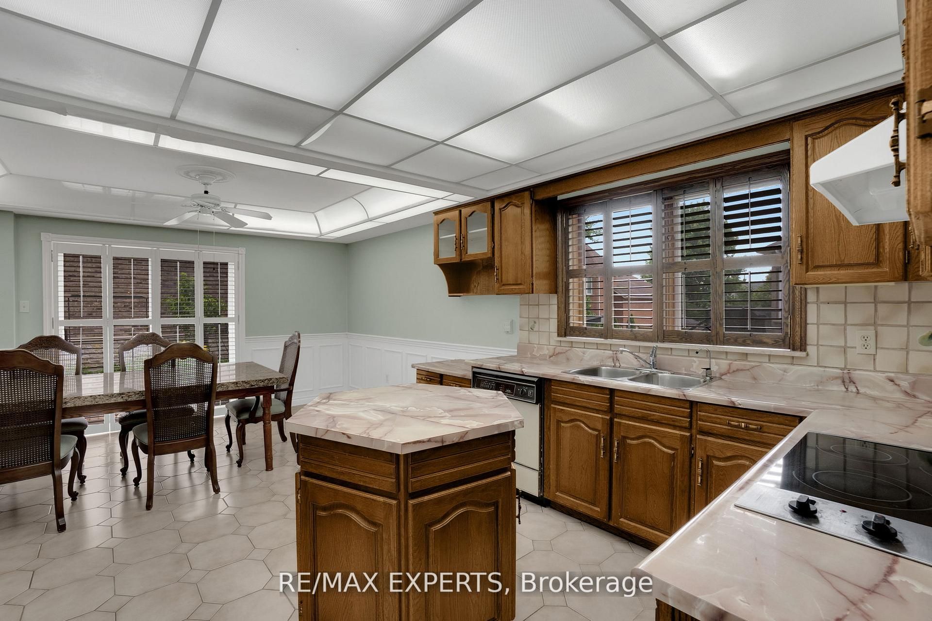 80 Colucci Drive Property Photo 12