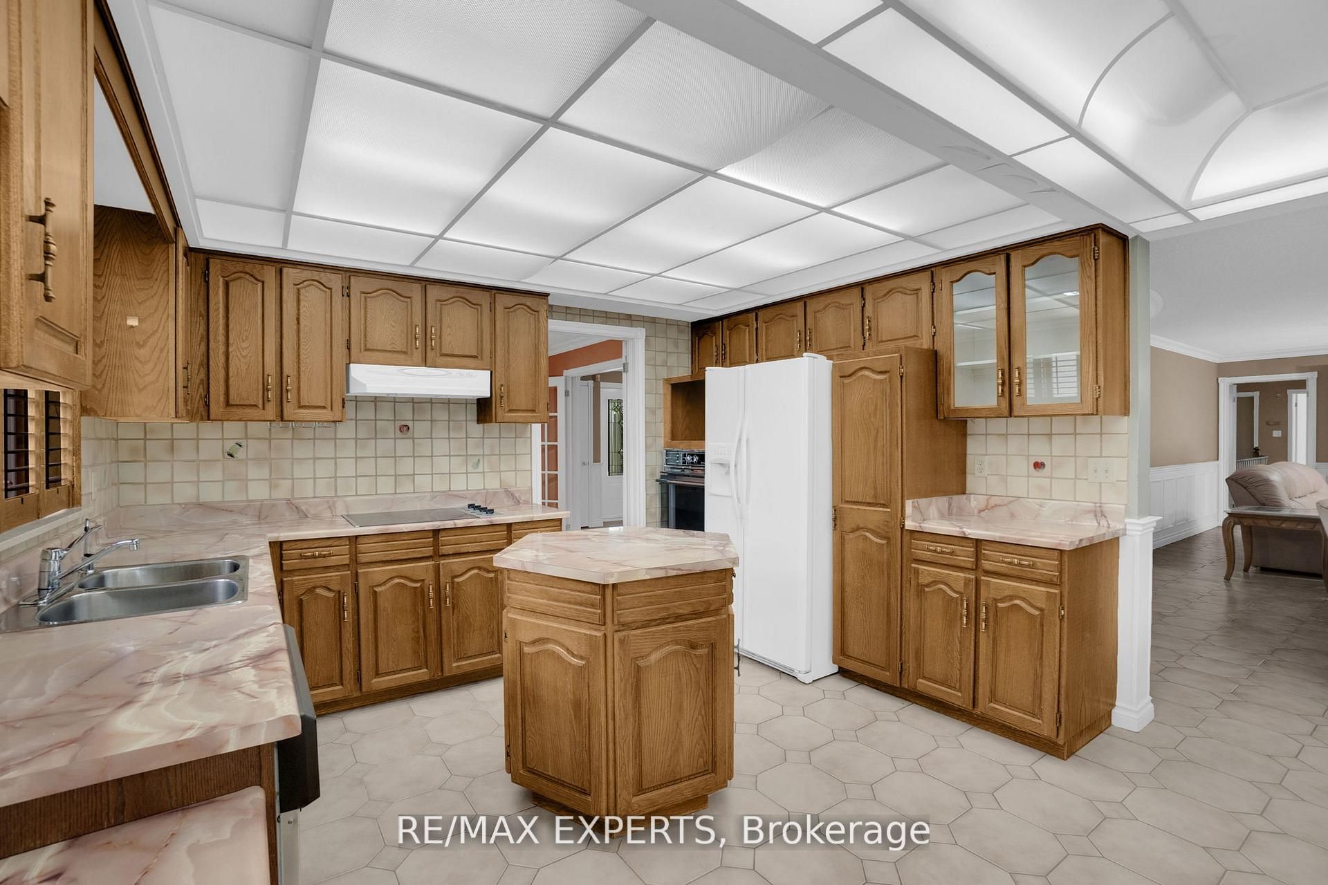 80 Colucci Drive Property Photo 13