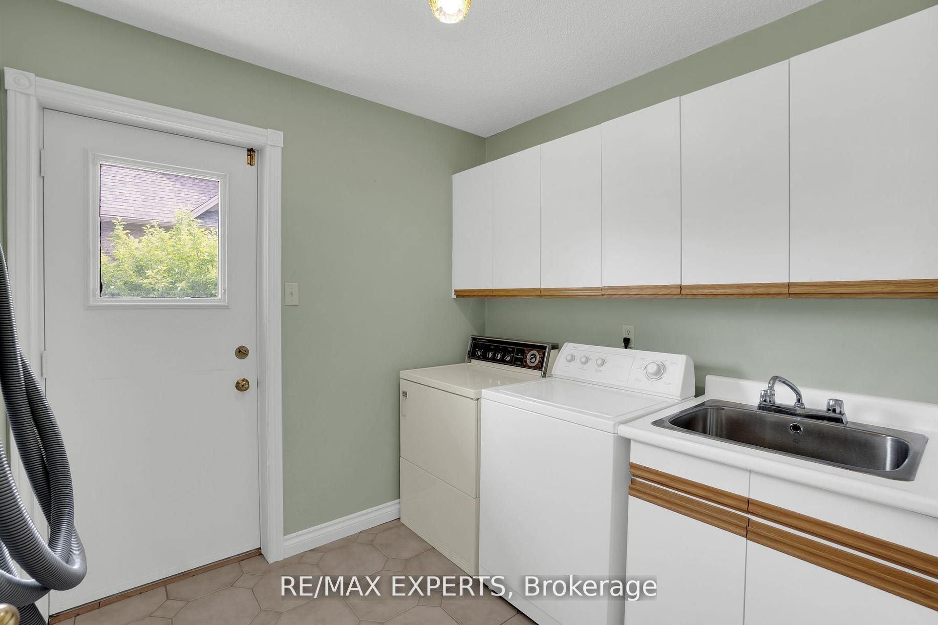 80 Colucci Drive Property Photo 27