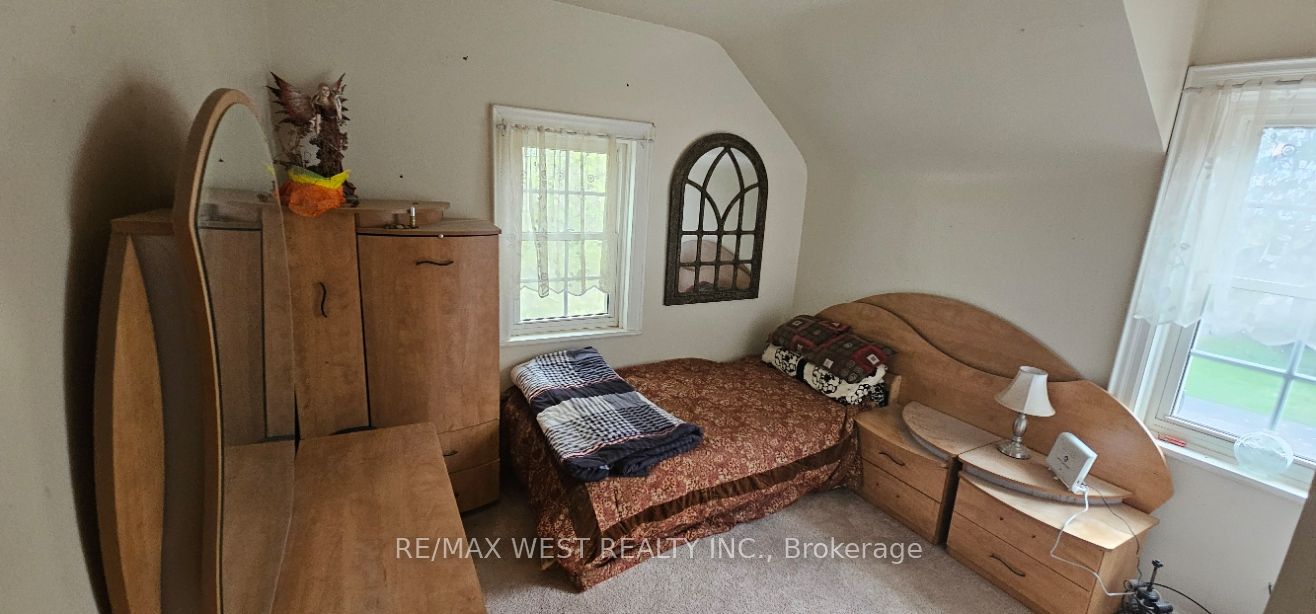 6536 5th Side Road Property Photo 20