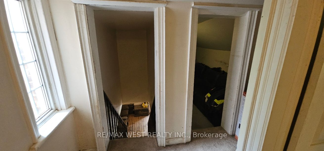 6536 5th Side Road Property Photo 28