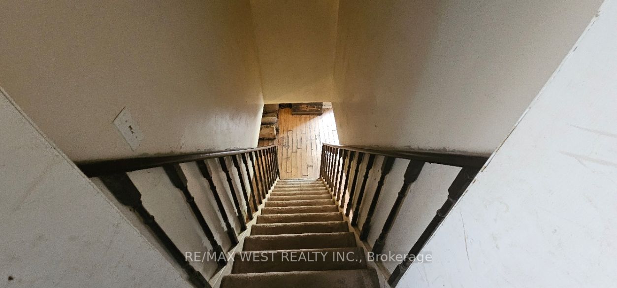 6536 5th Side Road Property Photo 29