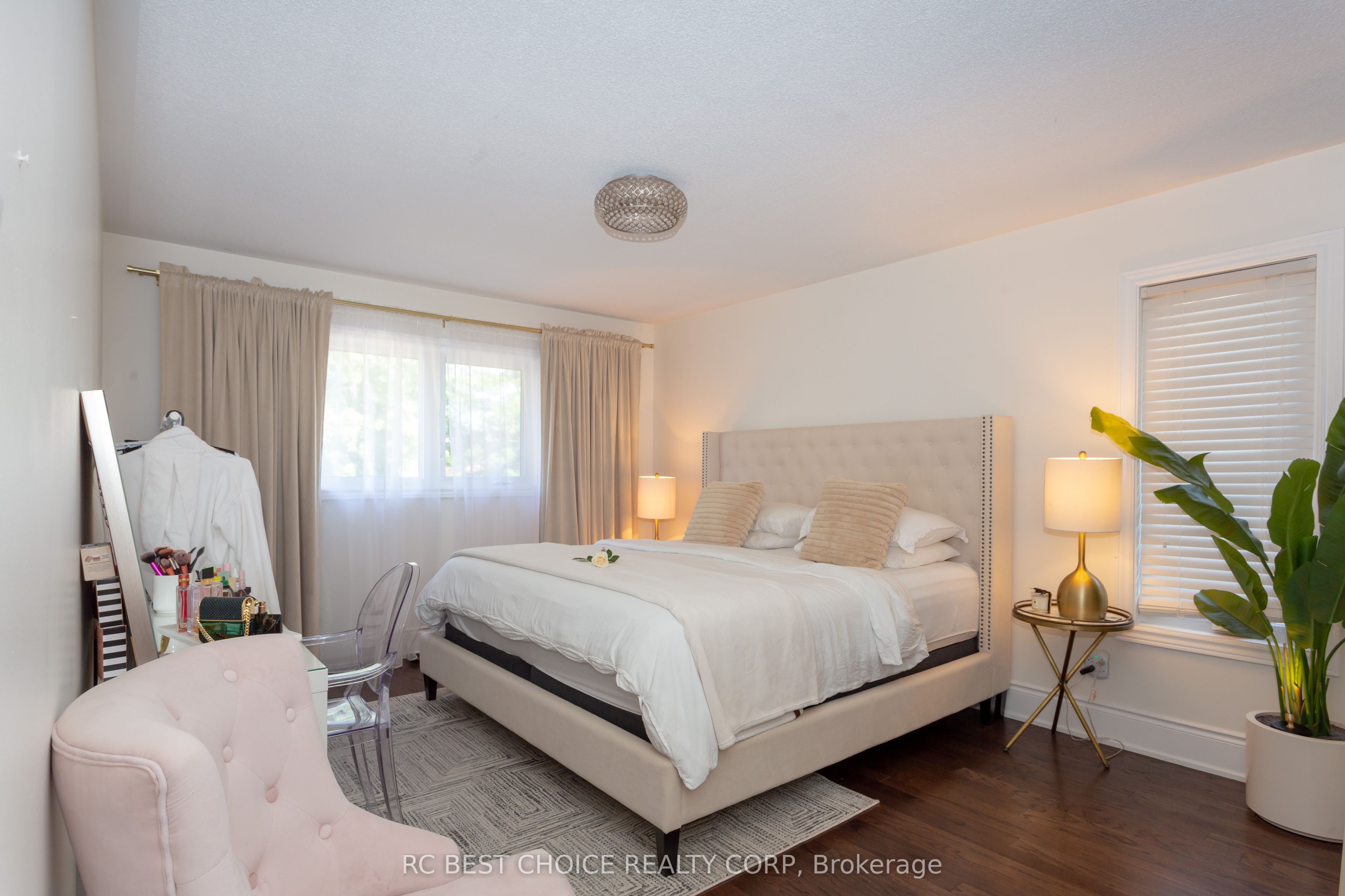 68 Carron Avenue Property Photo 13