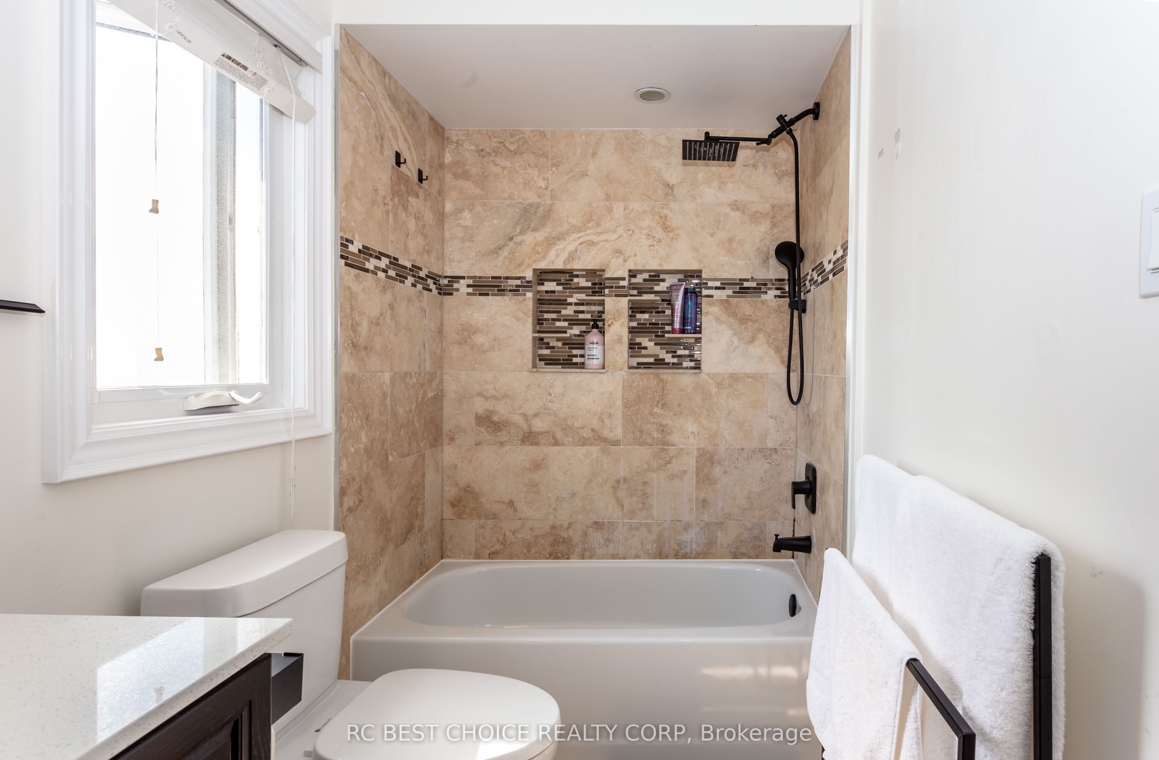 68 Carron Avenue Property Photo 15