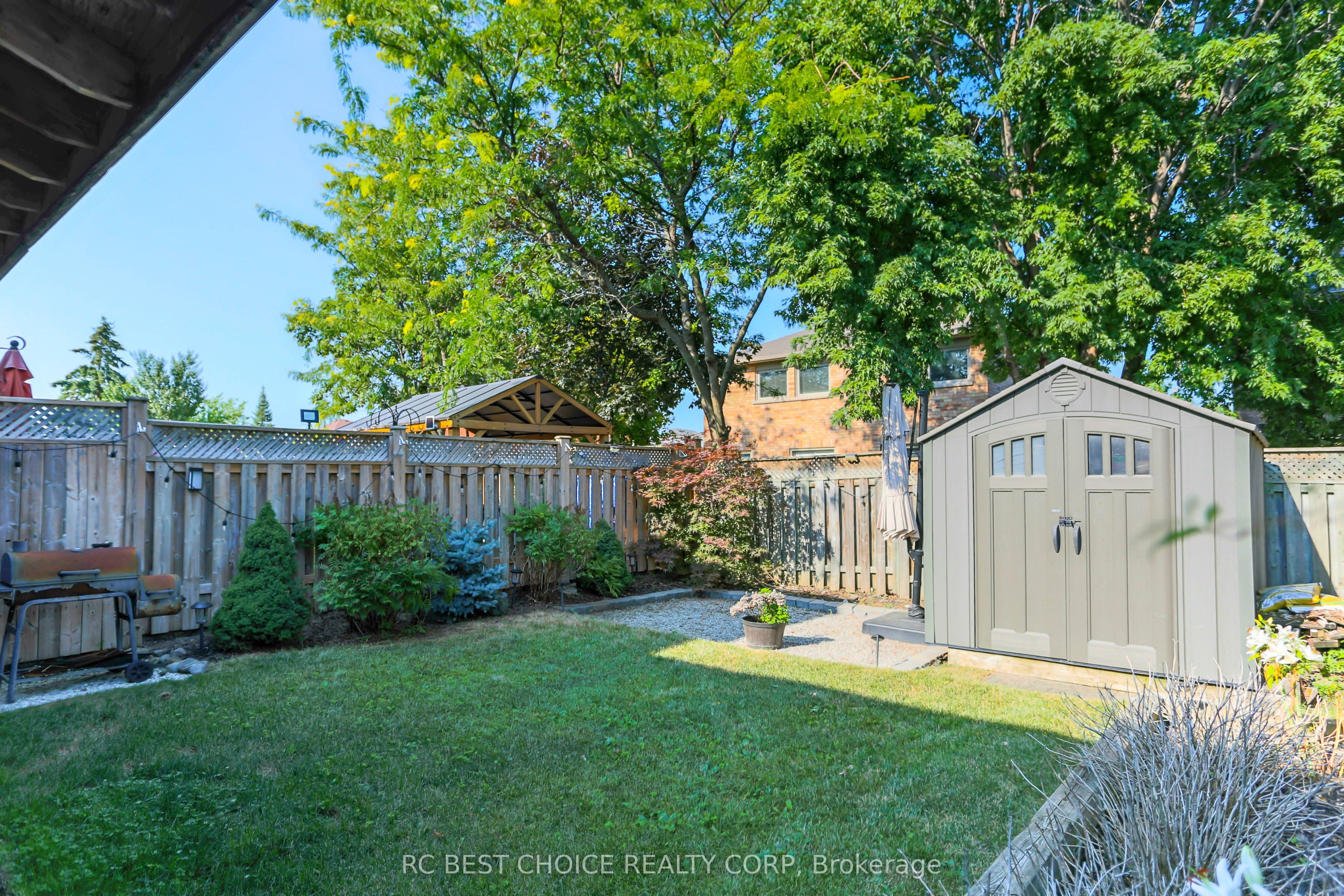 68 Carron Avenue Property Photo 27