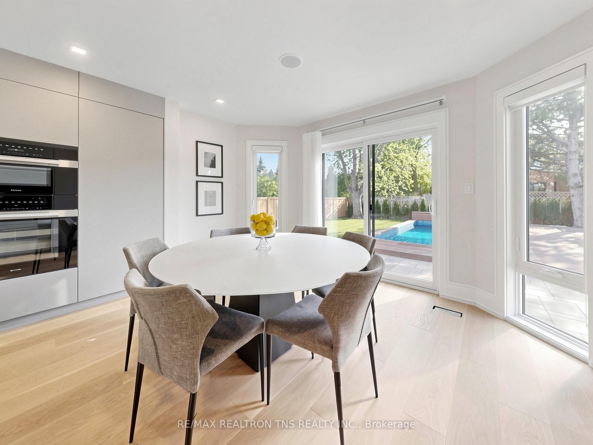 2 Eastgate Crescent Property Photo 17