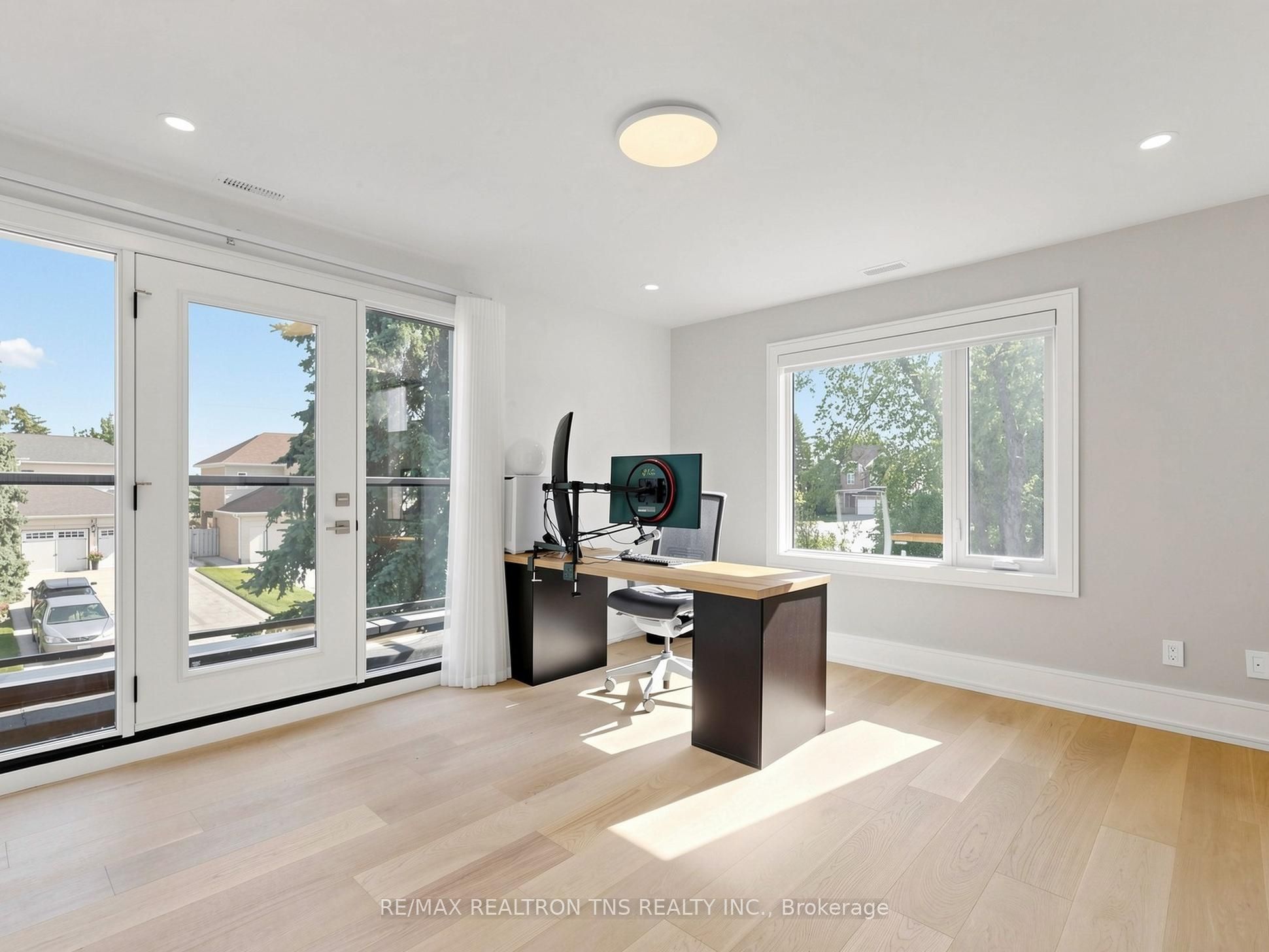 2 Eastgate Crescent Property Photo 29