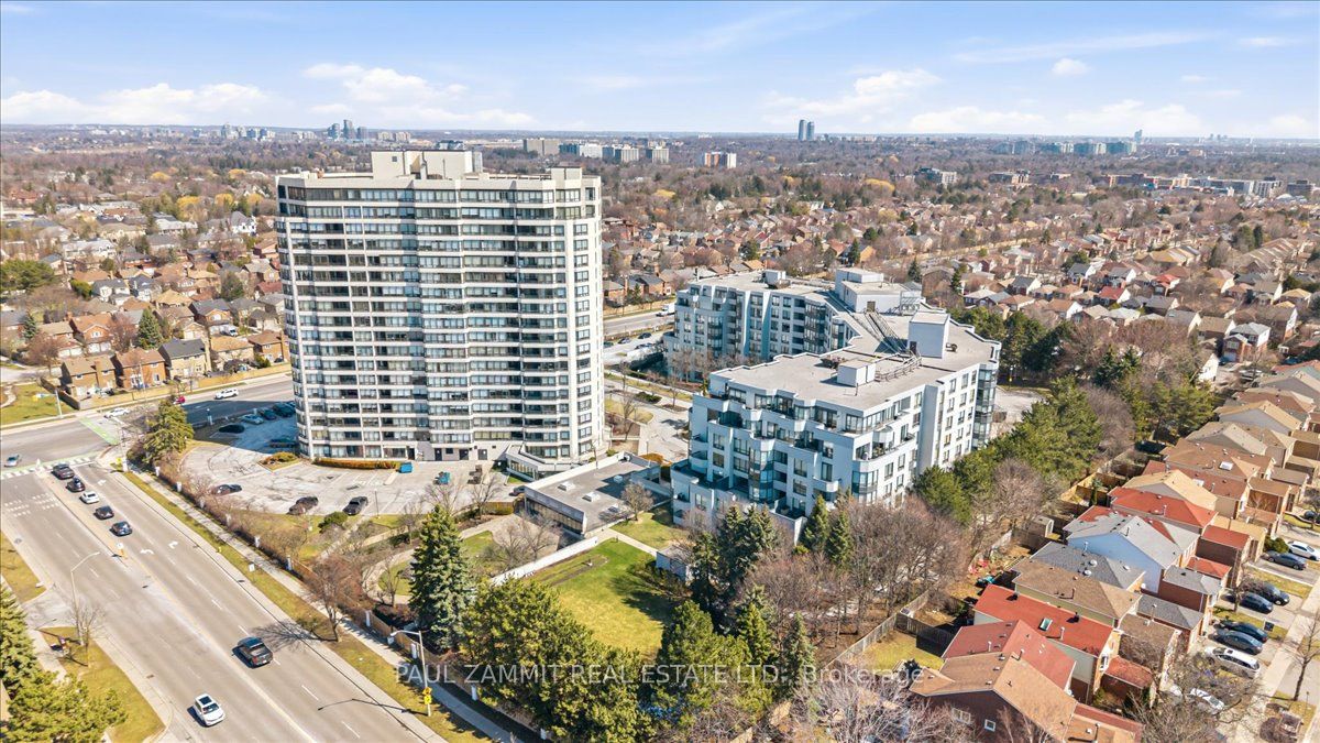 333 Clark Avenue W #103 Property Photo 6