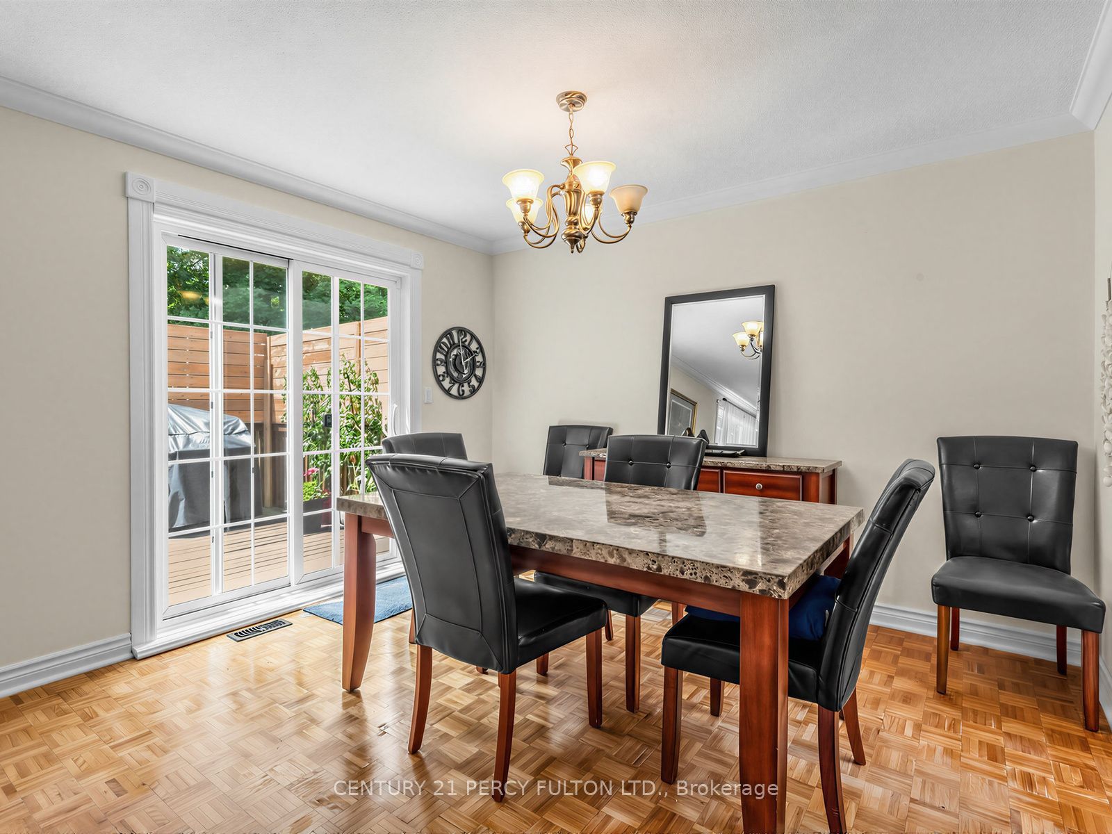 388 Handley Crescent Property Photo 13