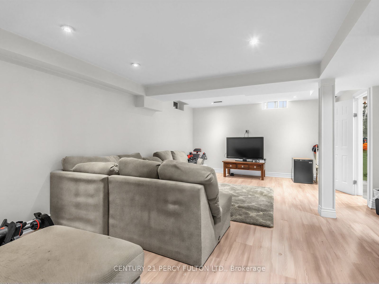 388 Handley Crescent Property Photo 28