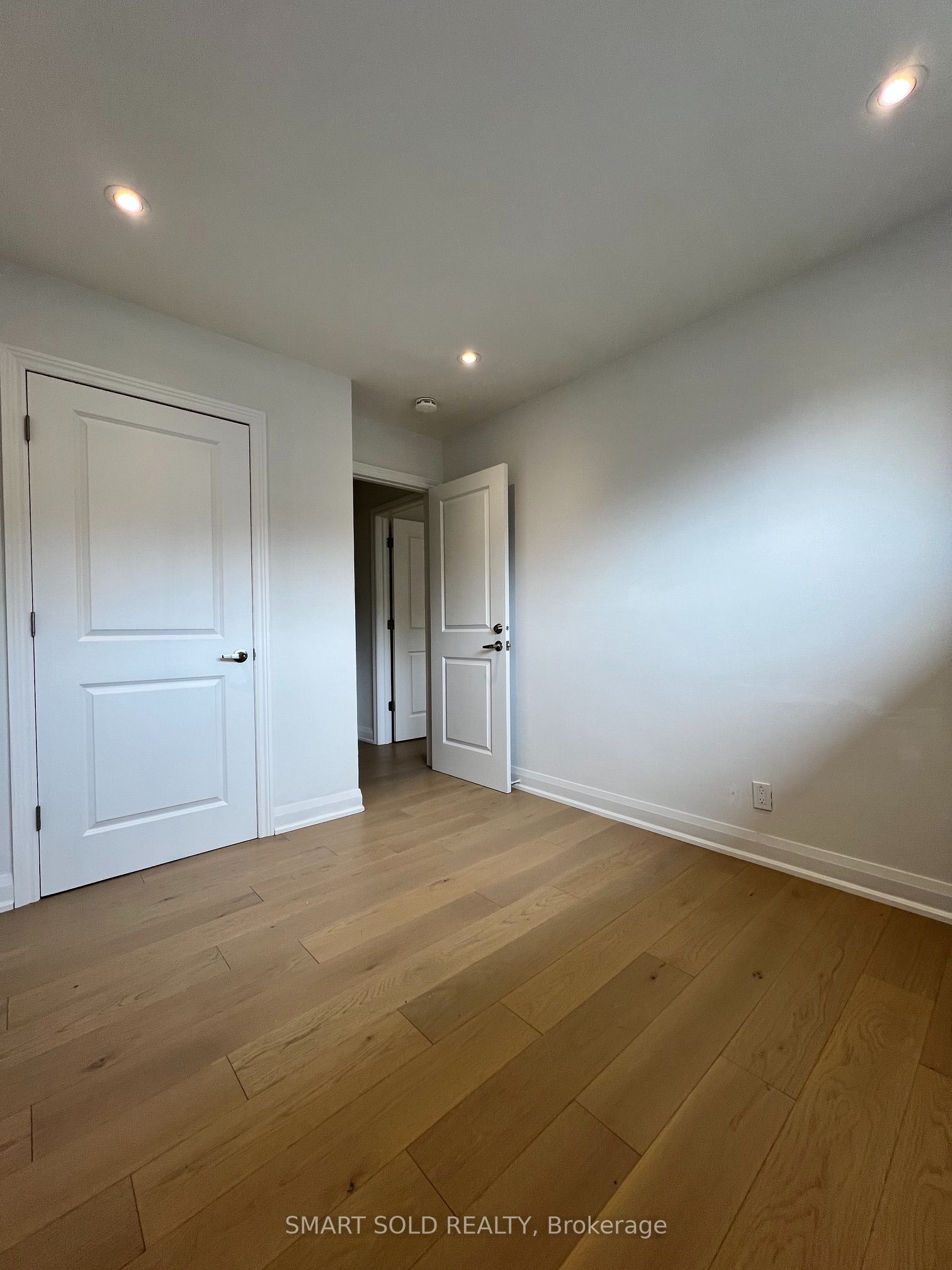 219 Beechy Drive Main Floor Property Photo 17