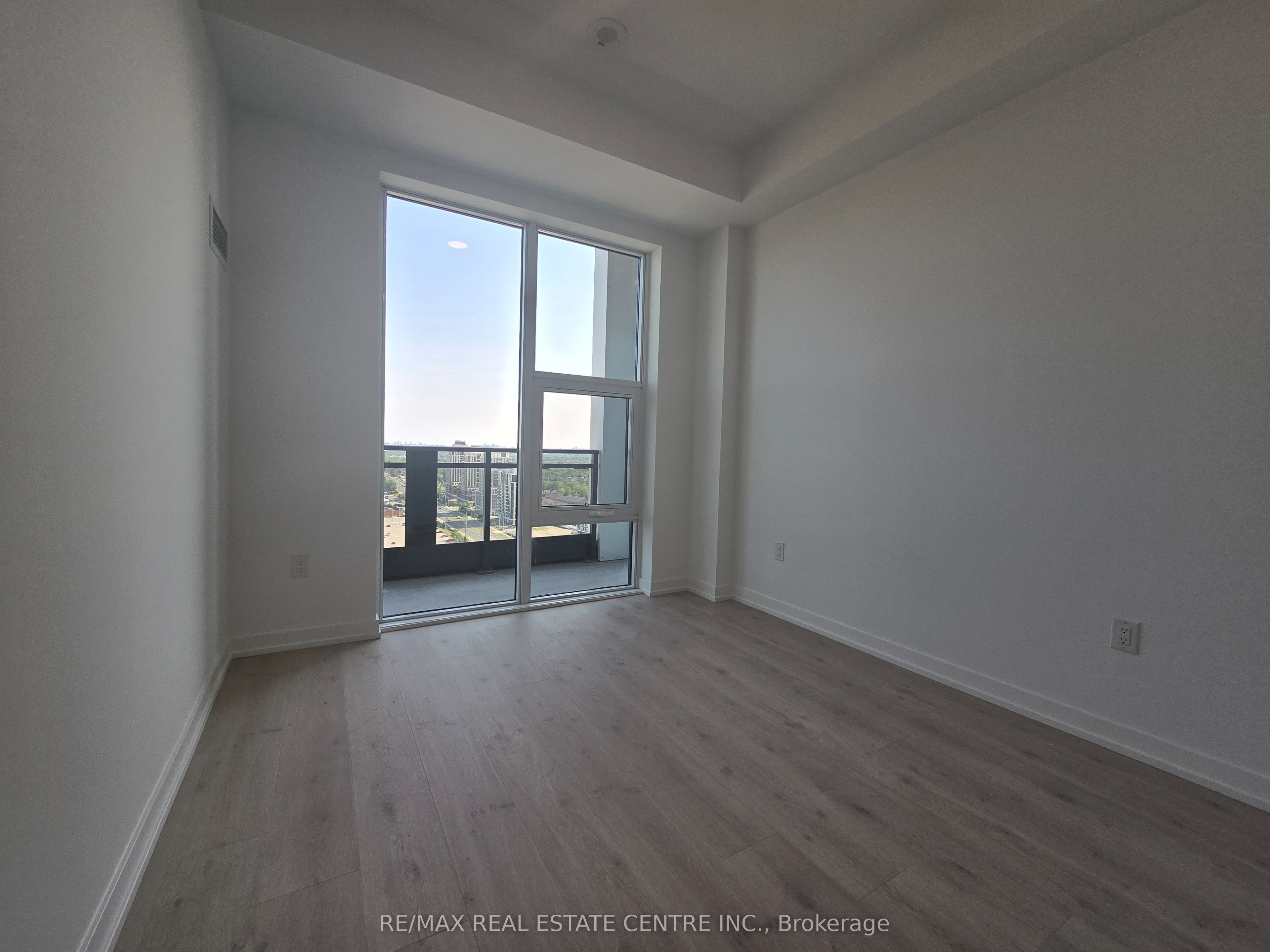 9751 Markham Road Ph06 Property Photo 25