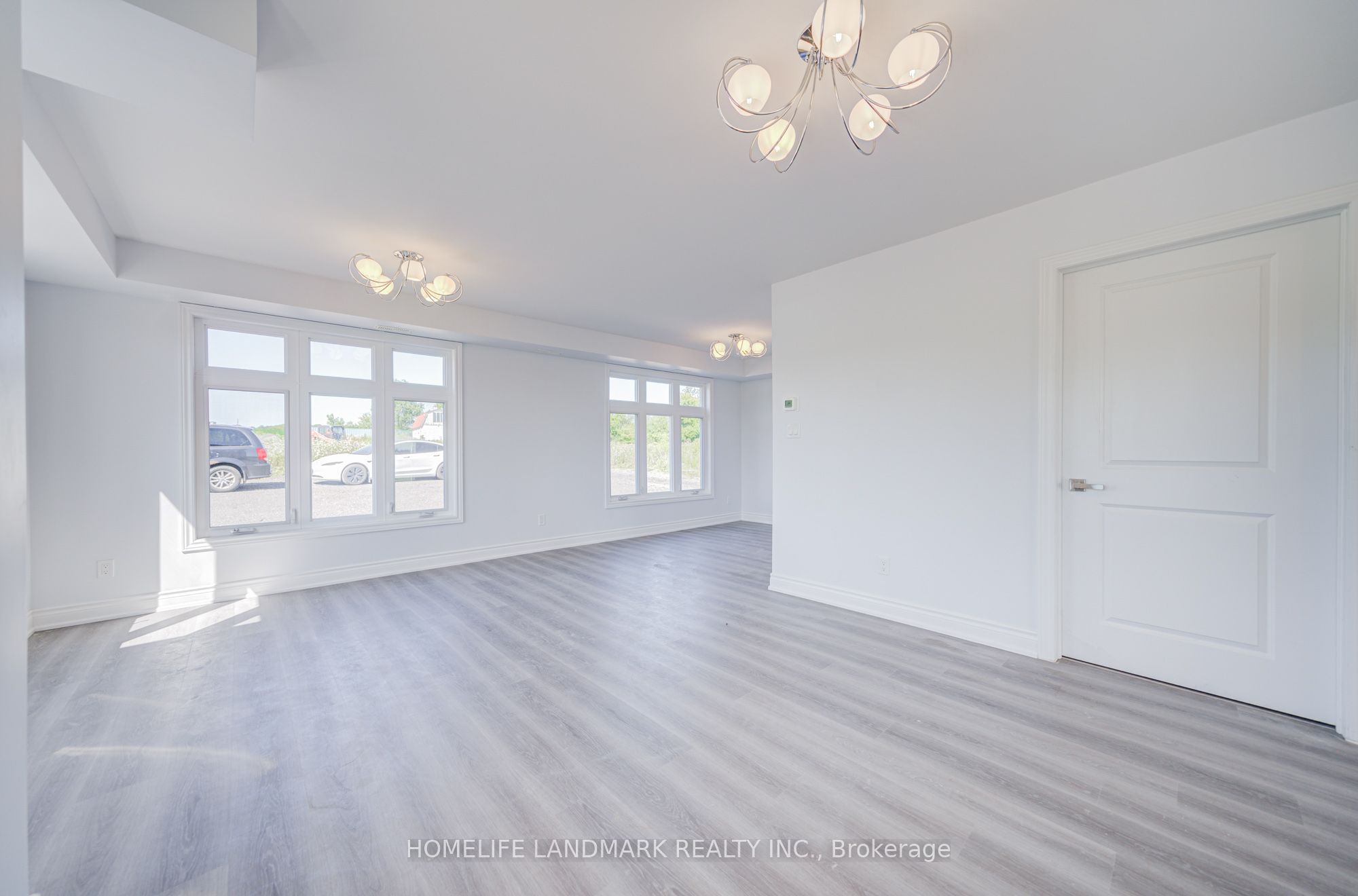 17305 10th Concession Property Photo 9