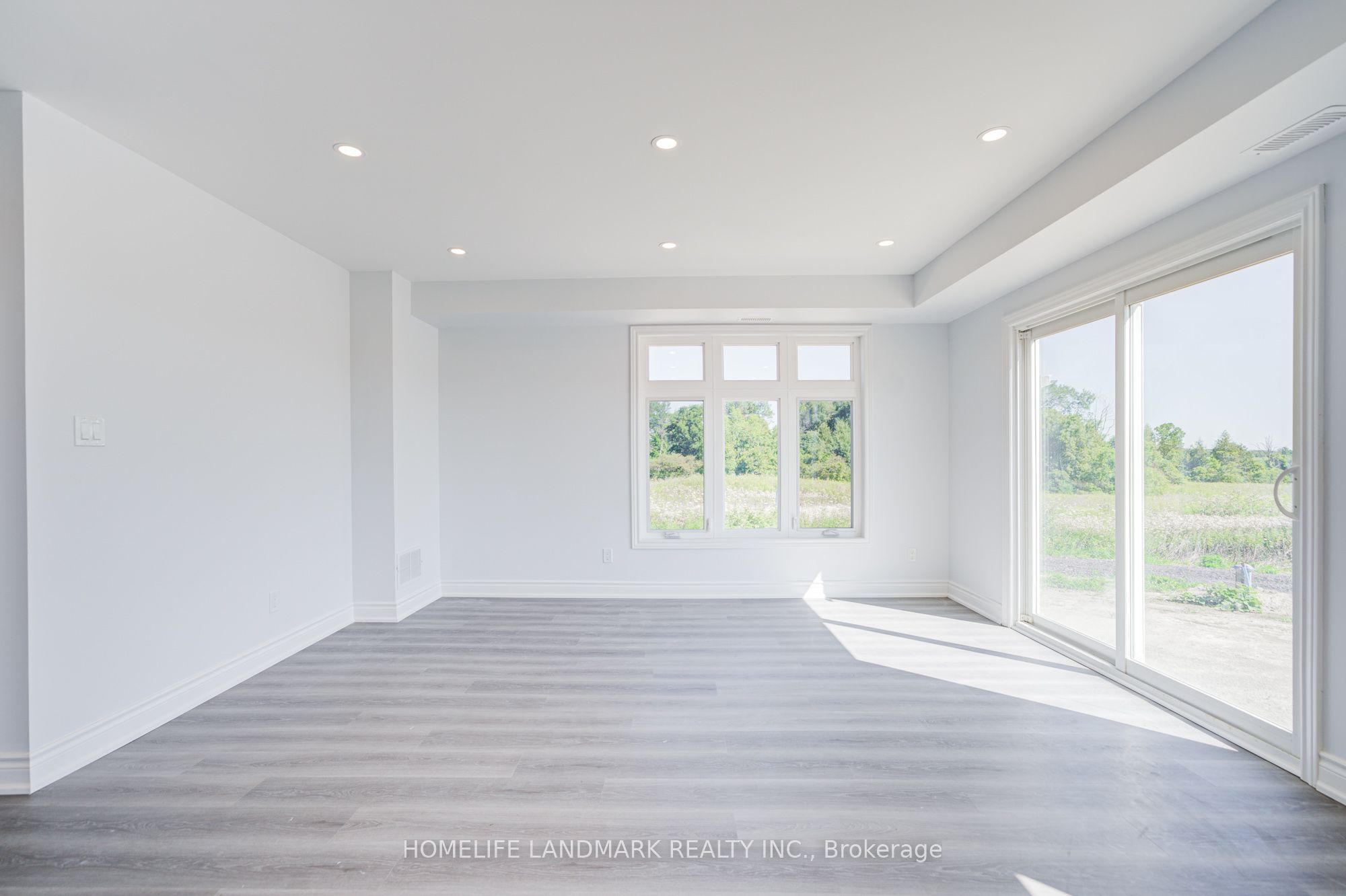 17305 10th Concession Property Photo 15