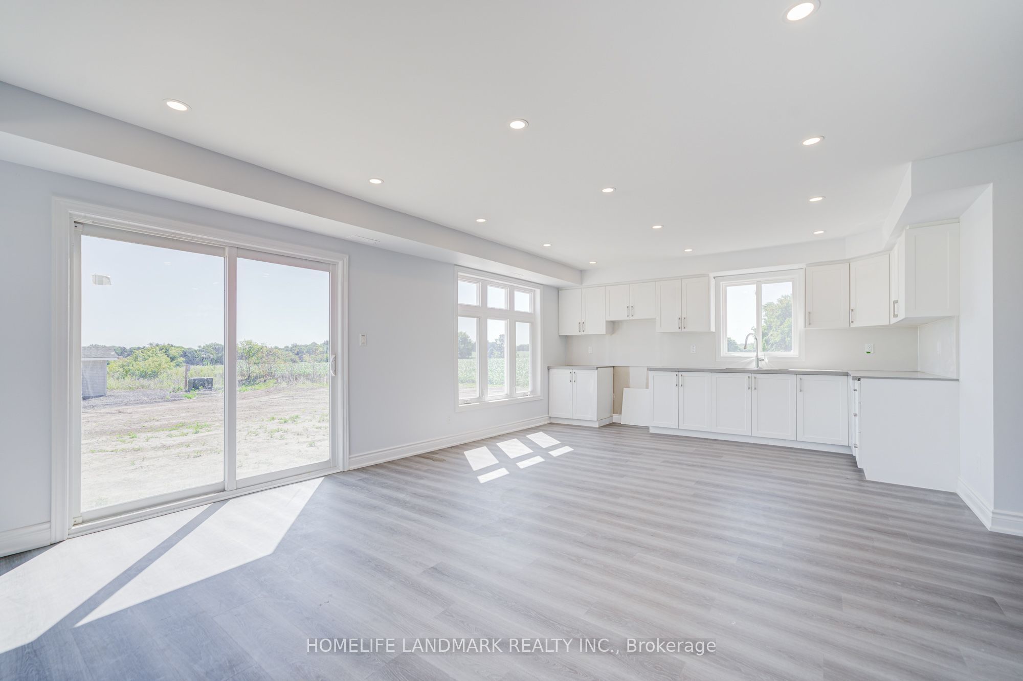 17305 10th Concession Property Photo 17