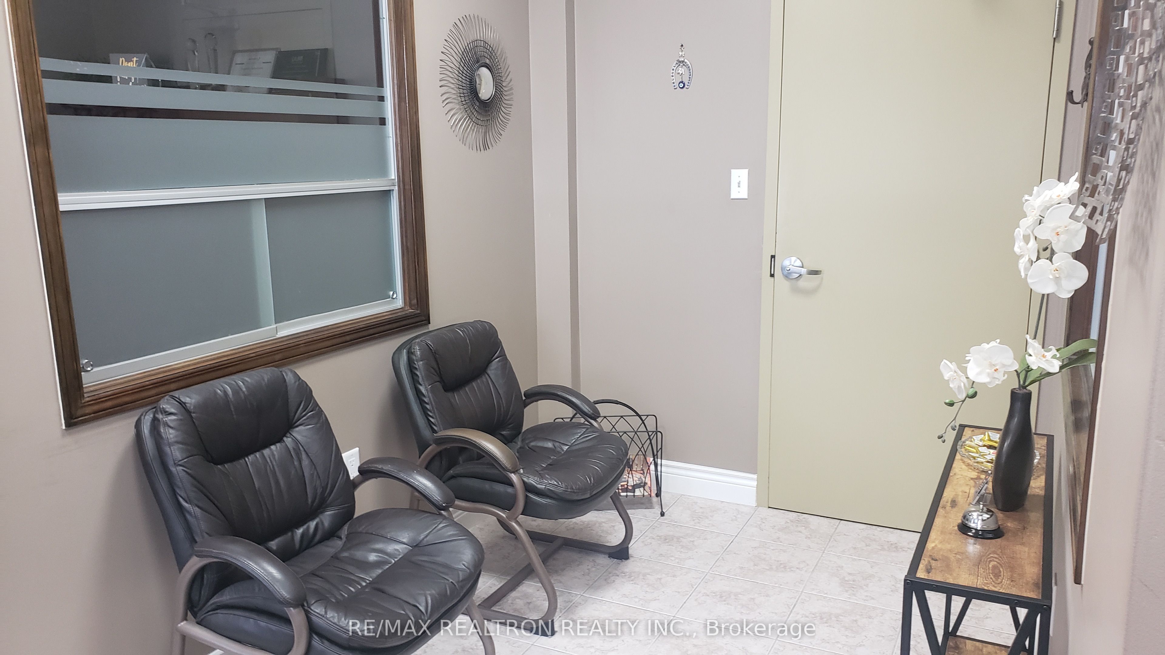 7 Eastvale Drive 203 Property Photo 4